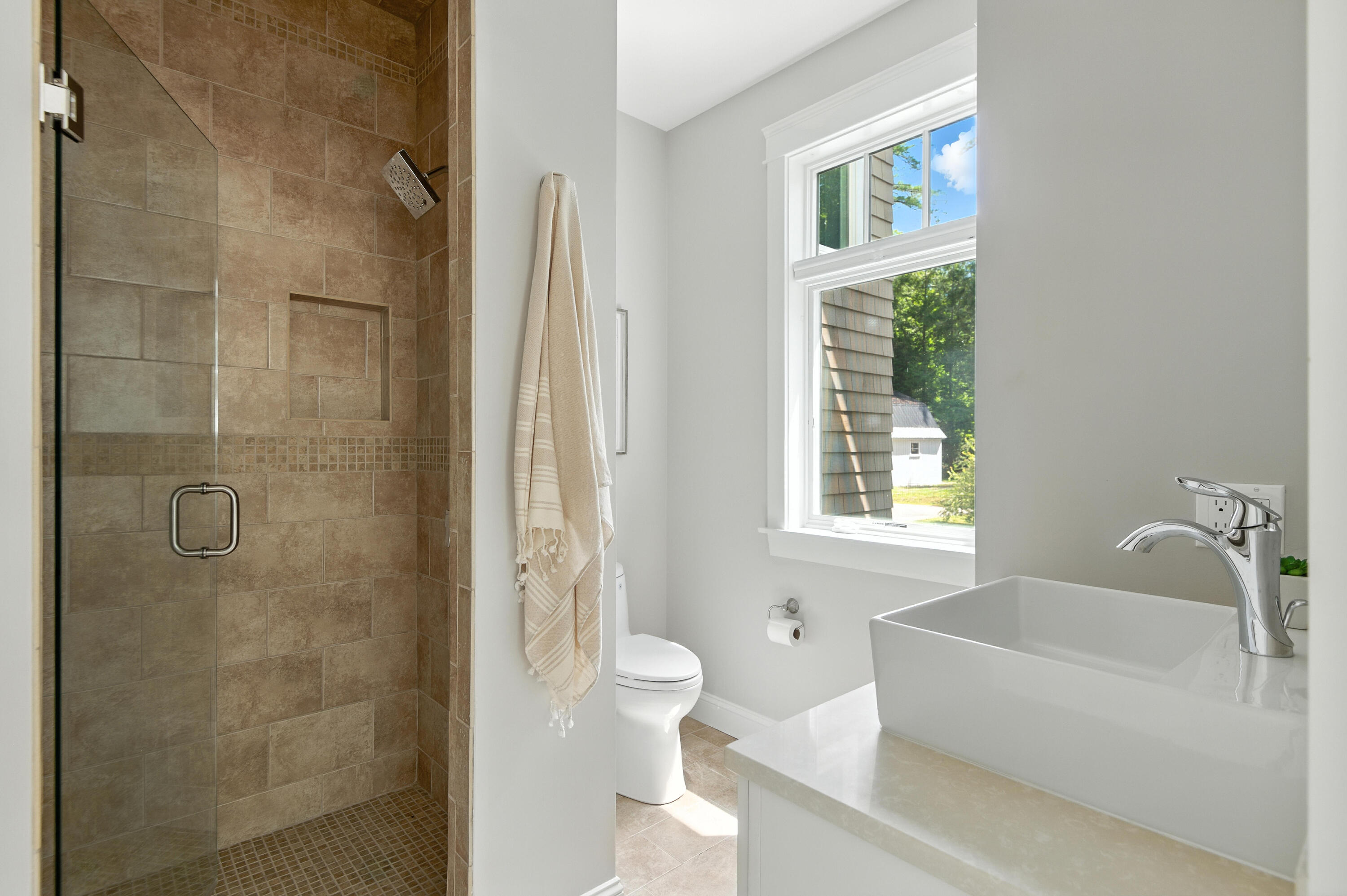 46 Windward Shore Road