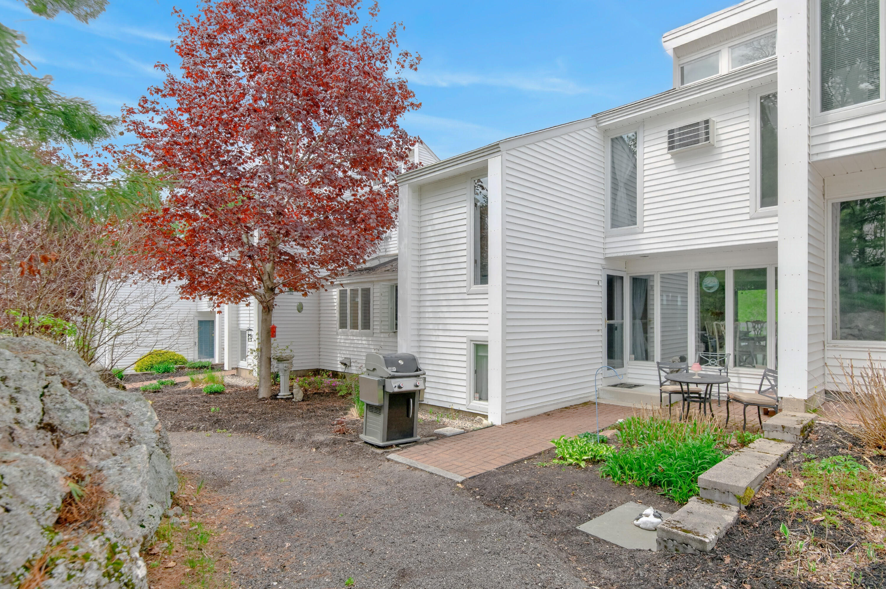 4 Goodridge Drive 4