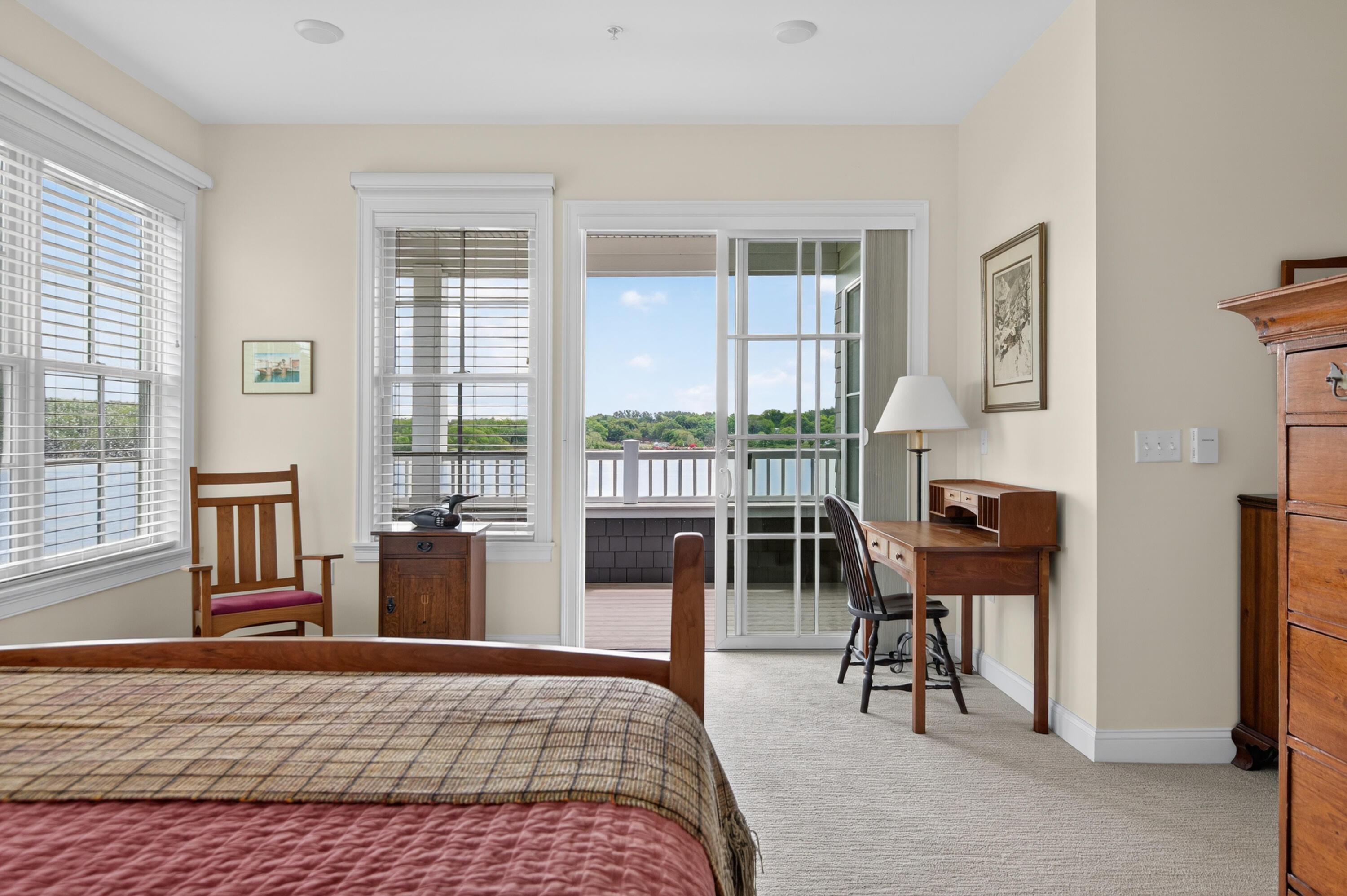 285 Front Street 302