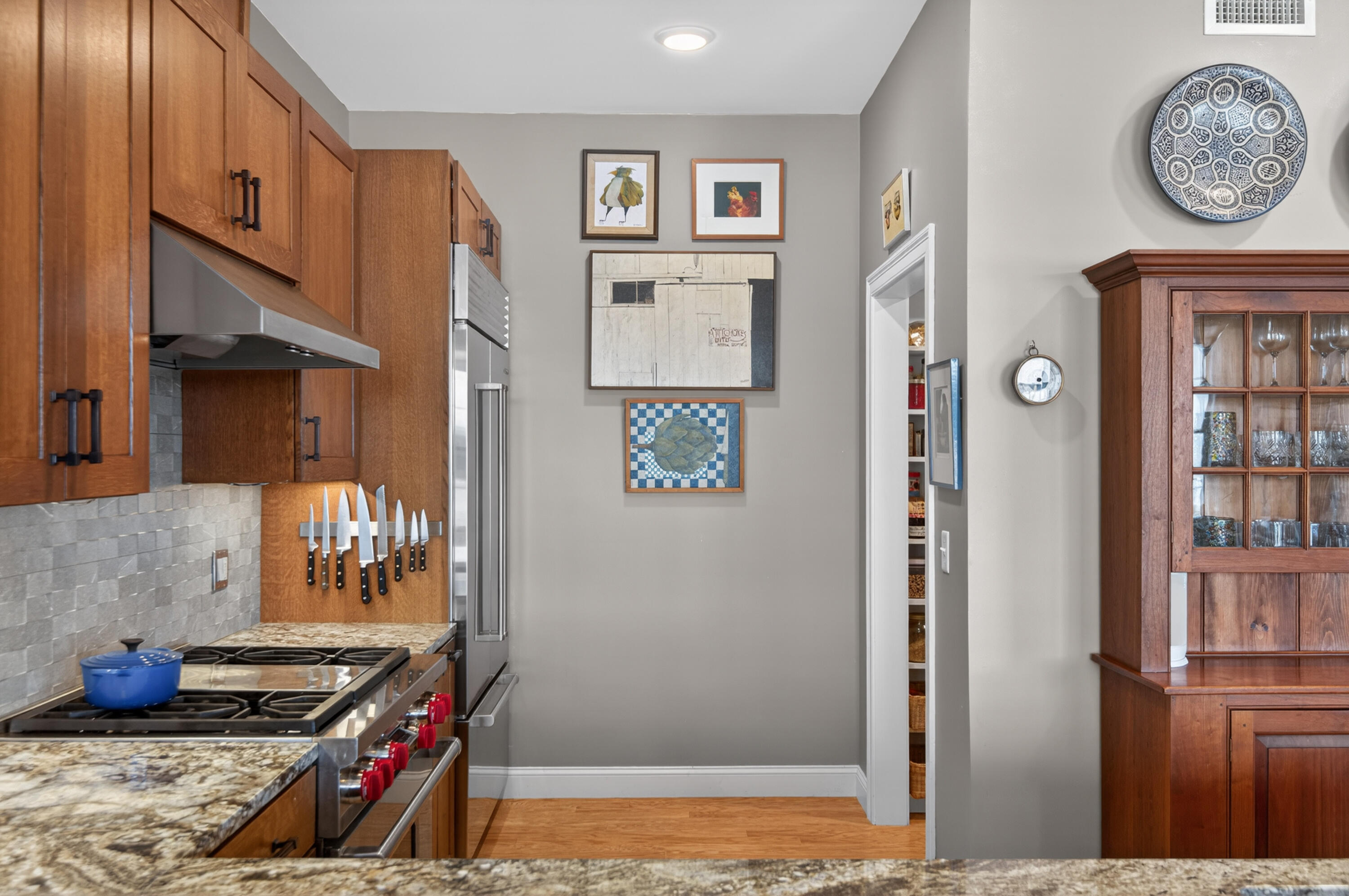 285 Front Street 302