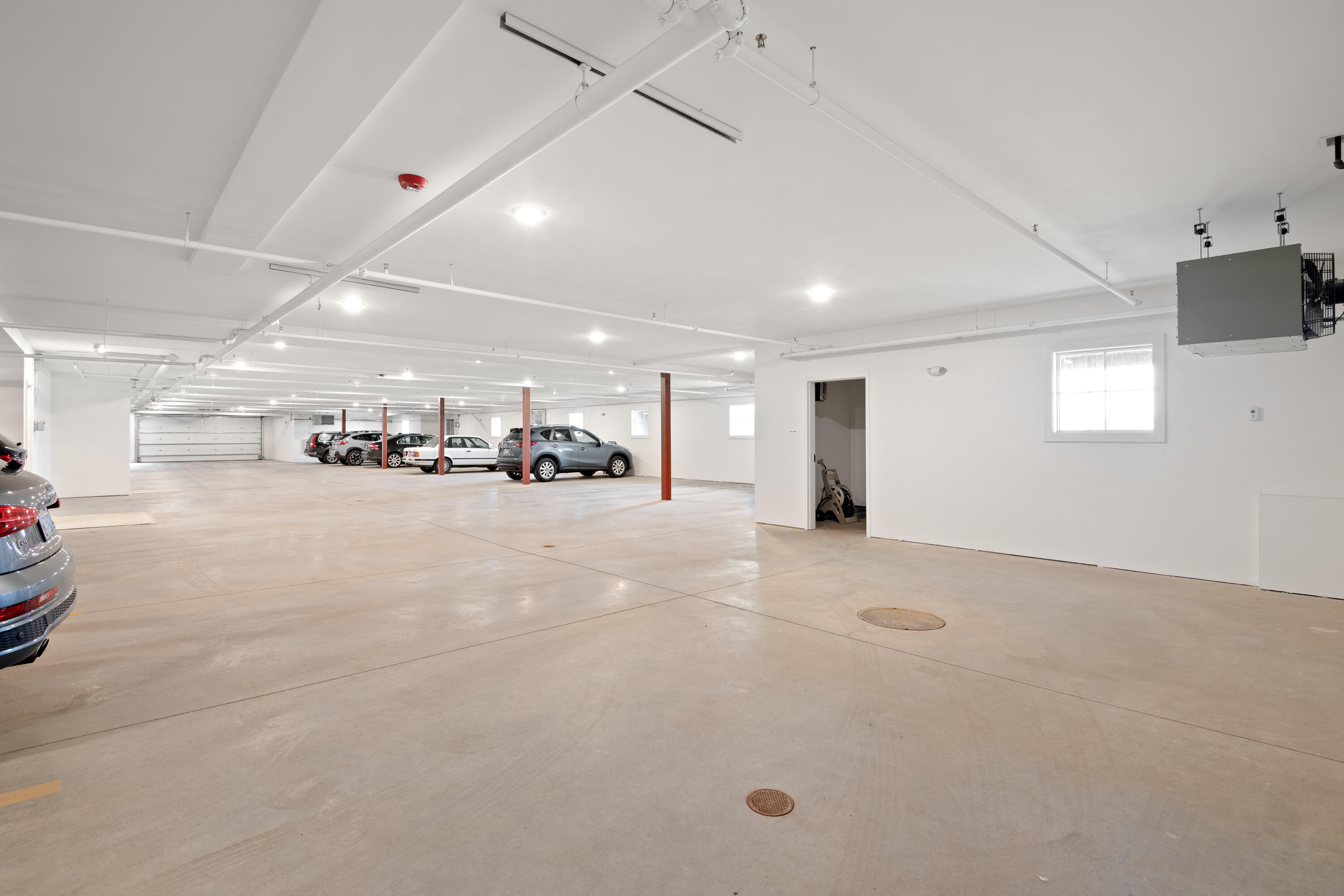 285 Front Street 302
