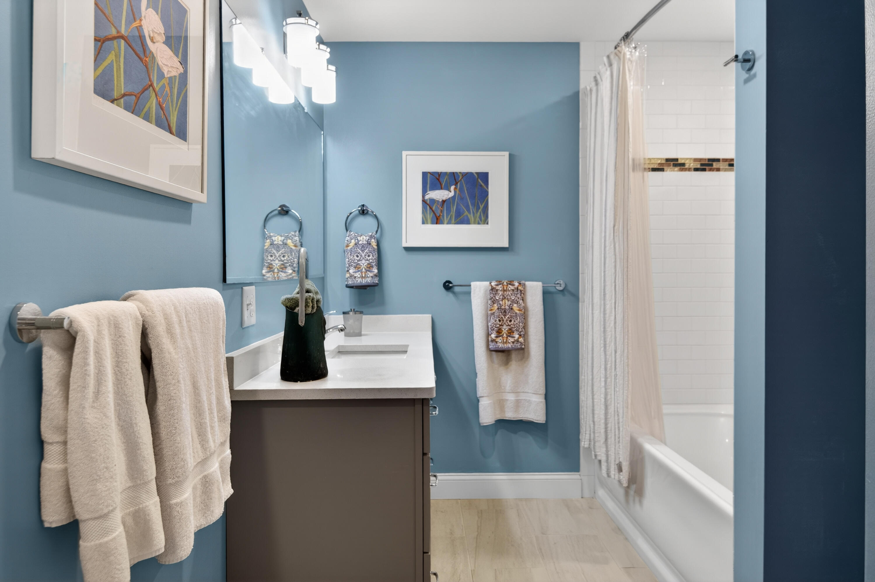 285 Front Street 302