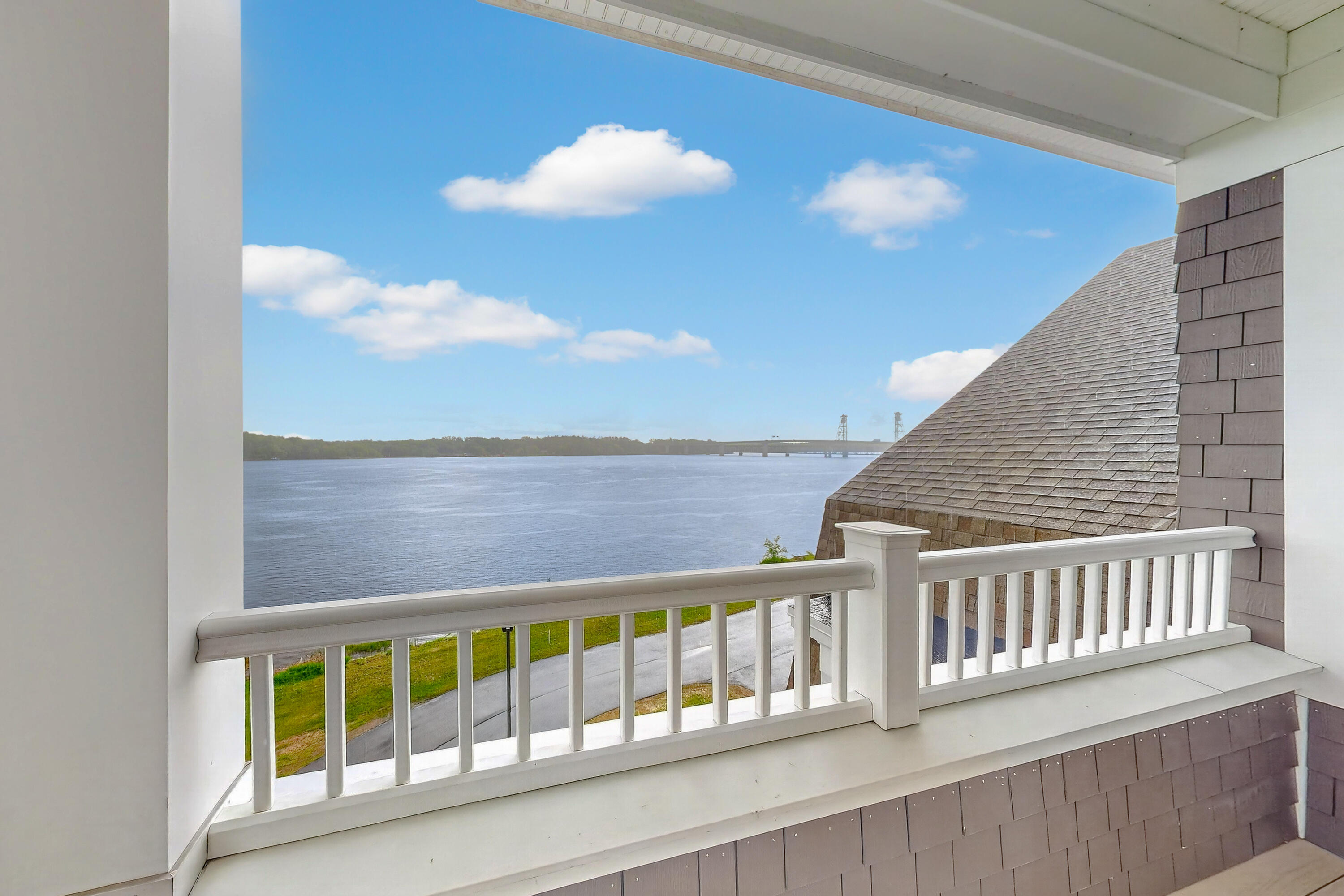 285 Front Street 302