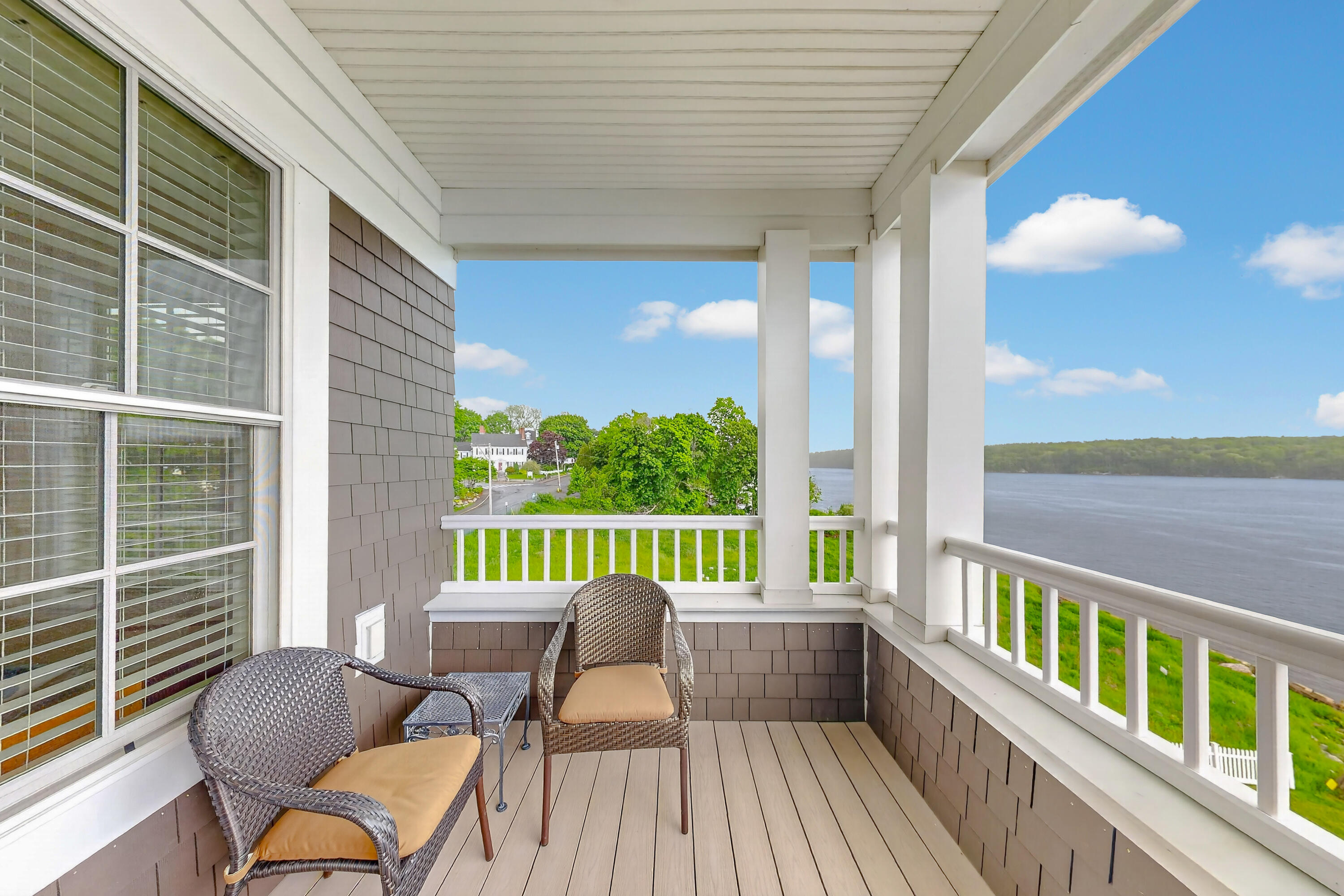 285 Front Street 302