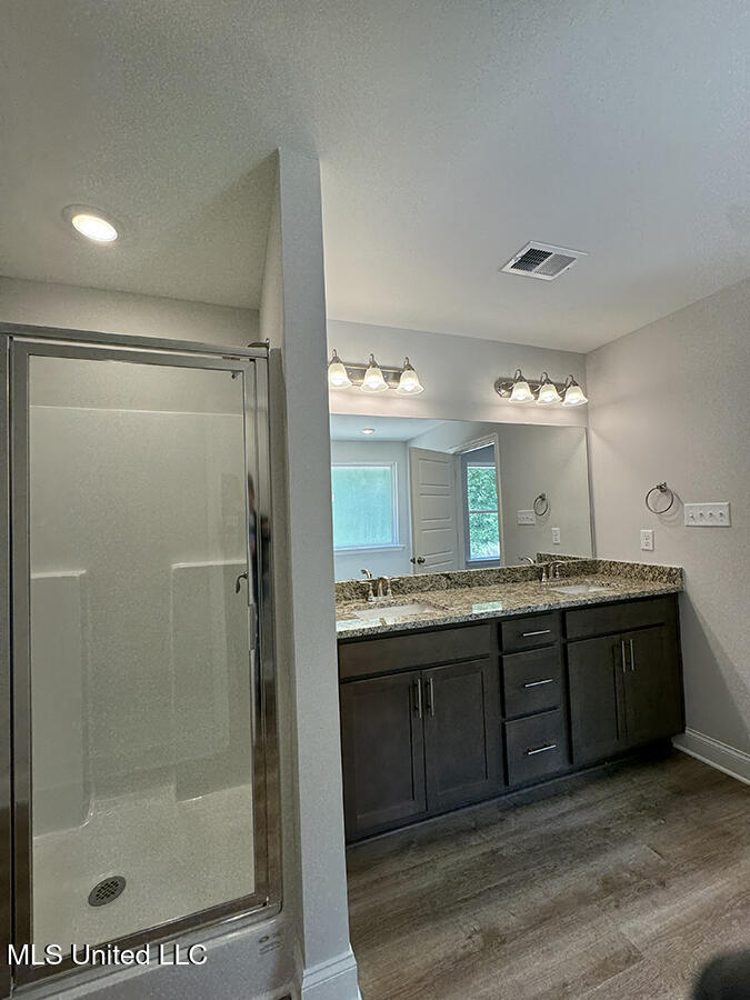 4275 W Olivia Circle