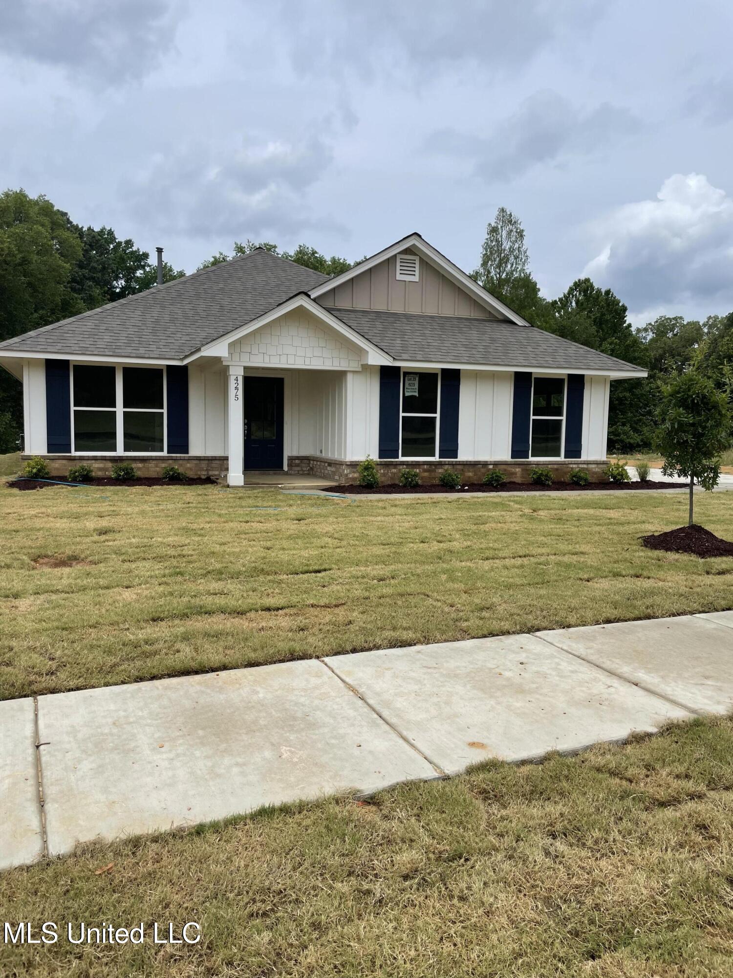 4275 W Olivia Circle