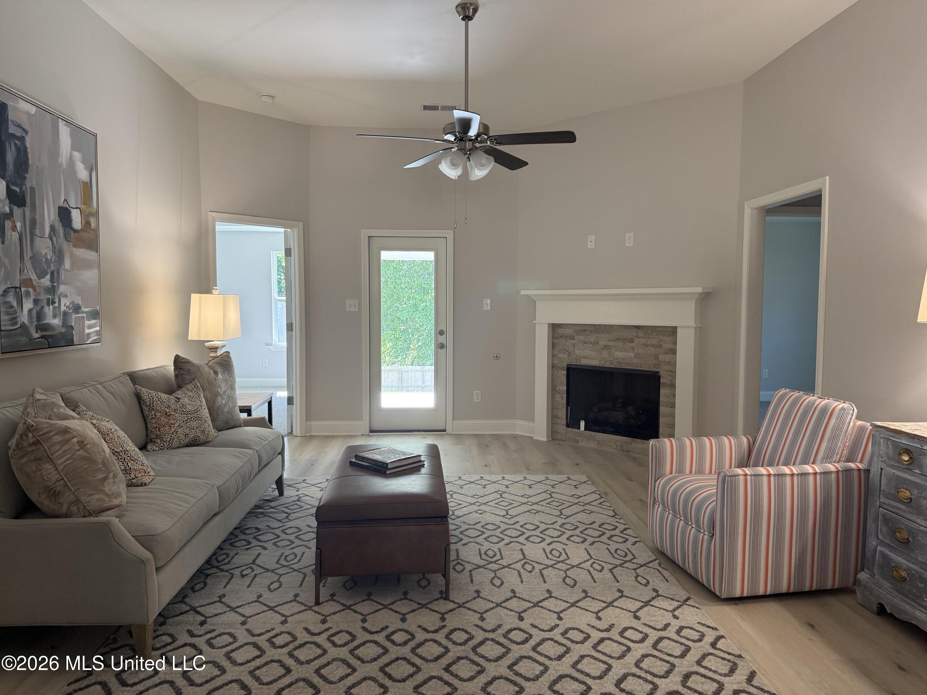 4269 W Olivia Circle