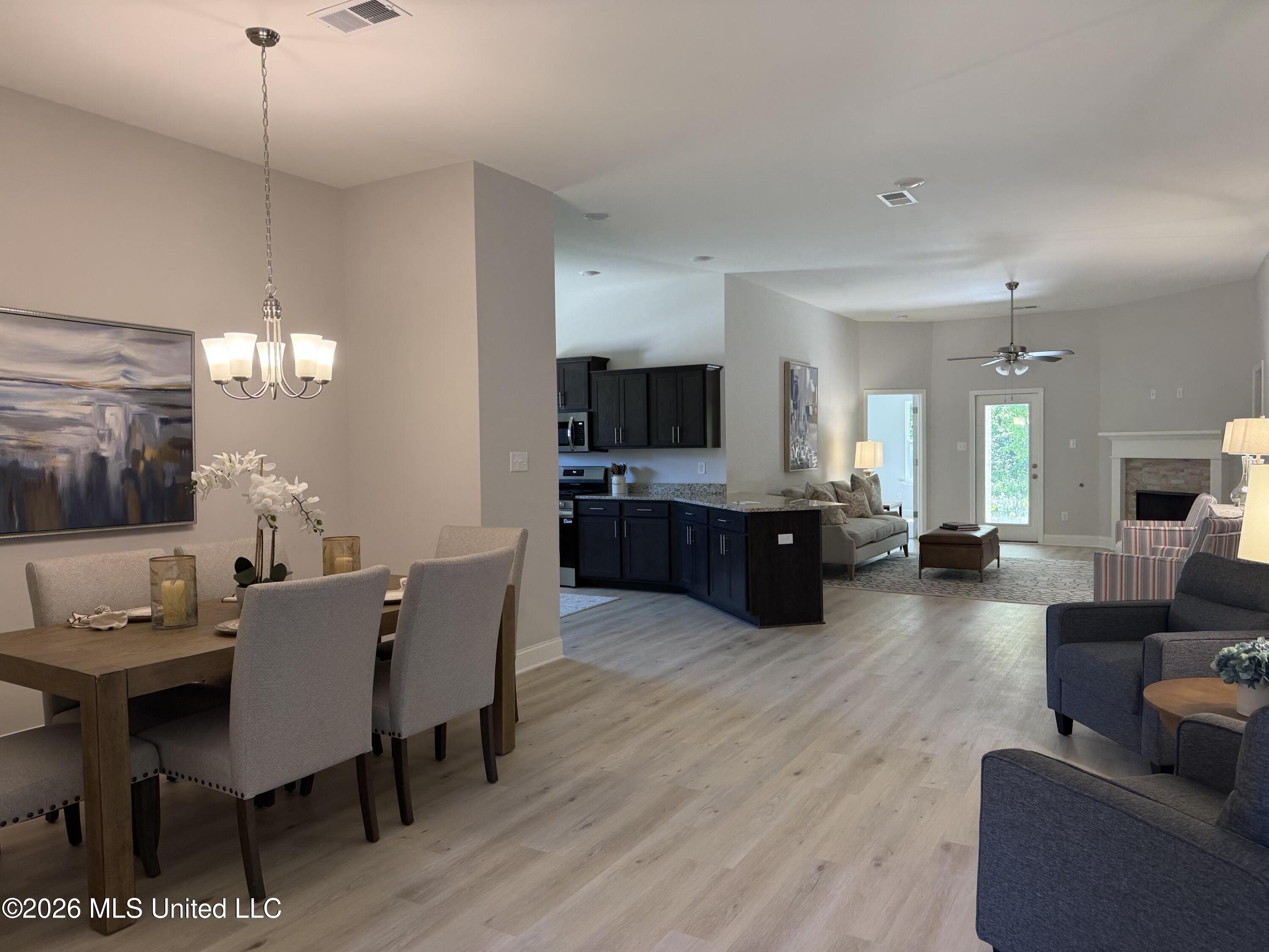 4269 W Olivia Circle