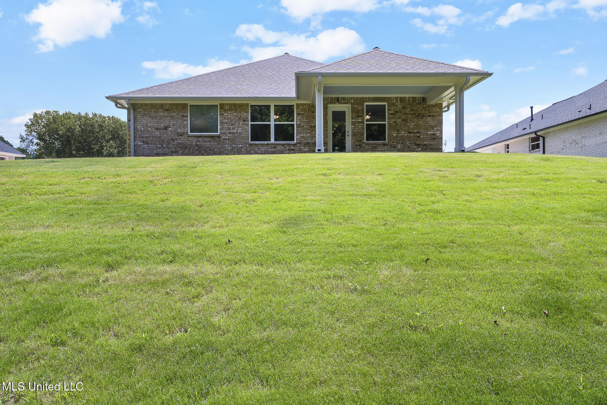 4251 W Olivia Circle