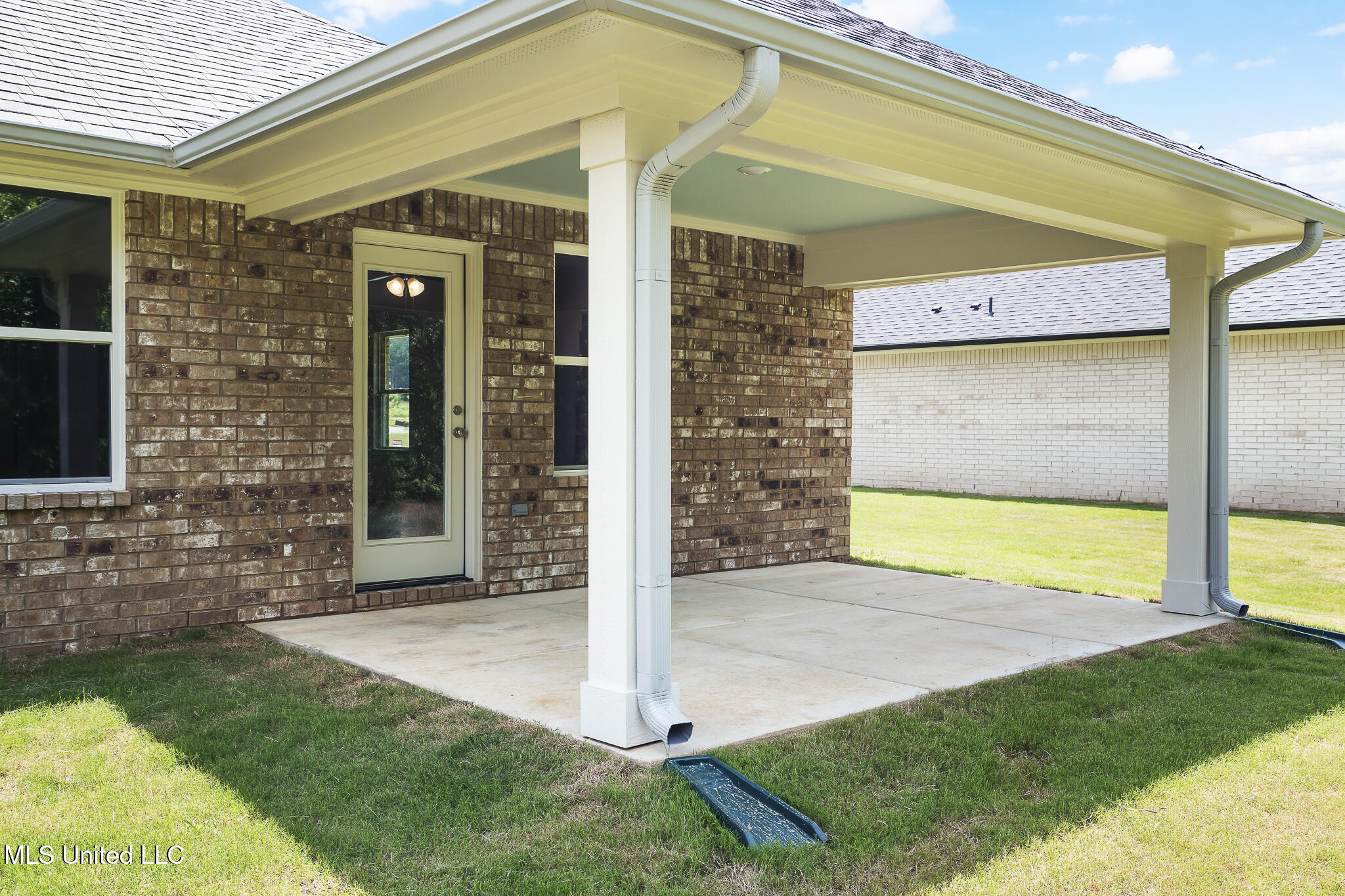 4251 W Olivia Circle