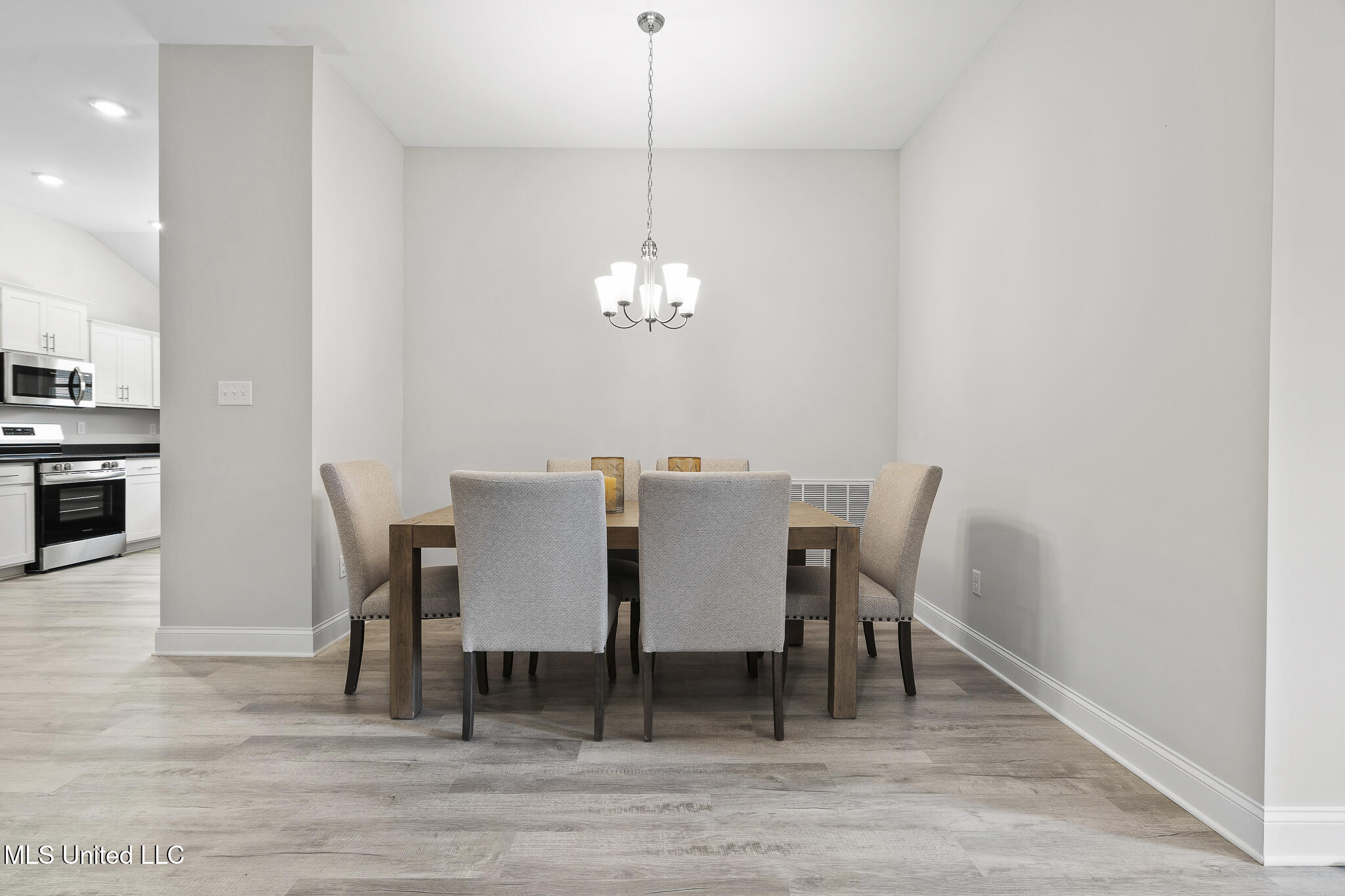 4243 W Olivia Circle