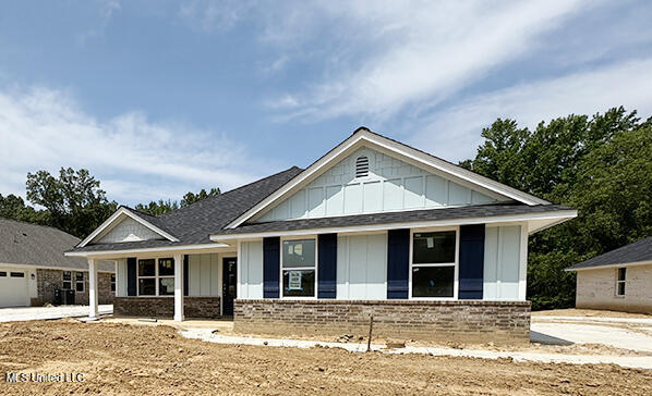 4229 W Olivia Circle