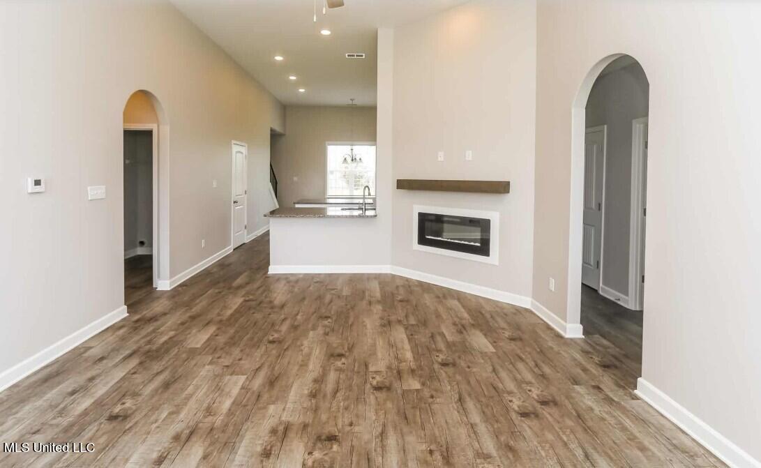 7552 Newbury Drive