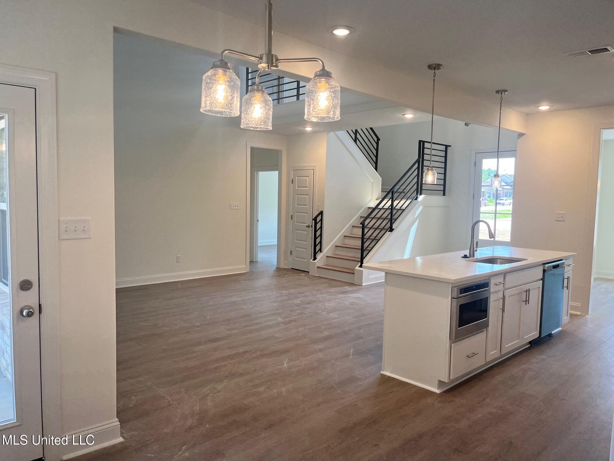 5310 John Neilsen Way