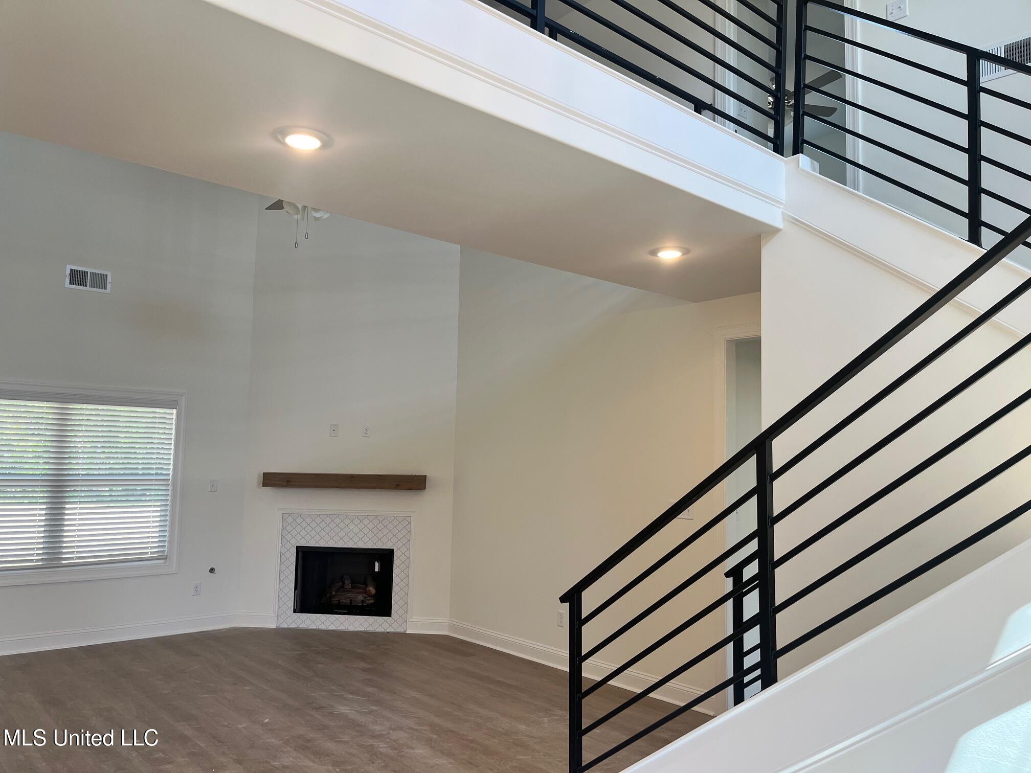 5310 John Neilsen Way