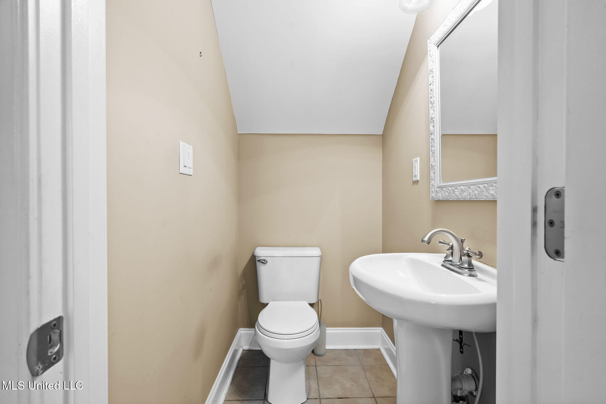 10080 Green Forest Drive