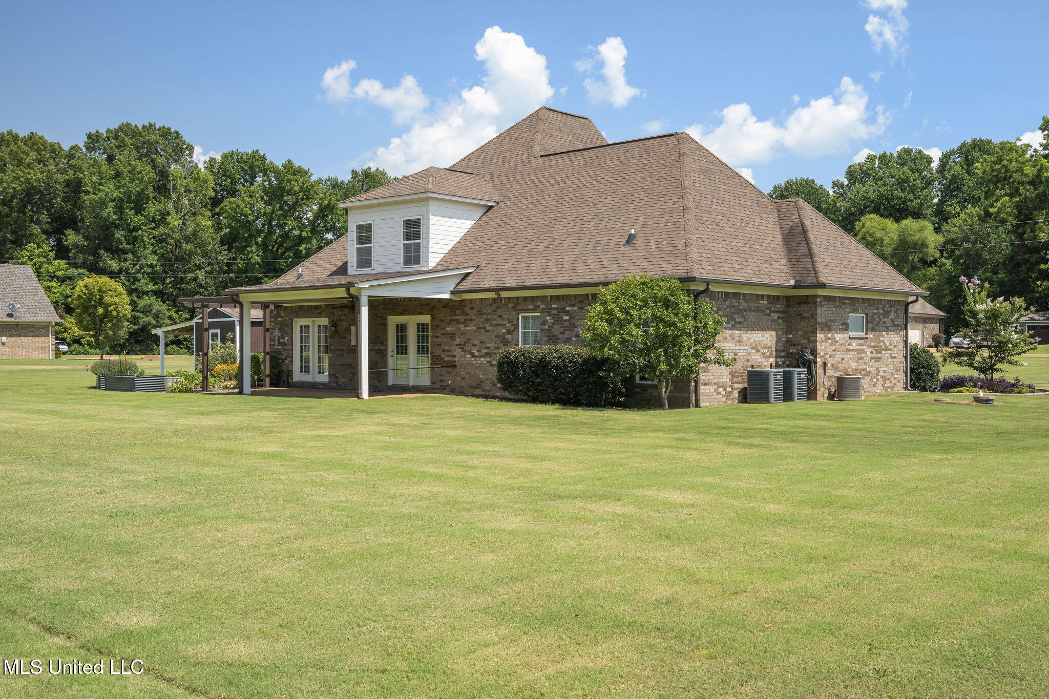 10080 Green Forest Drive