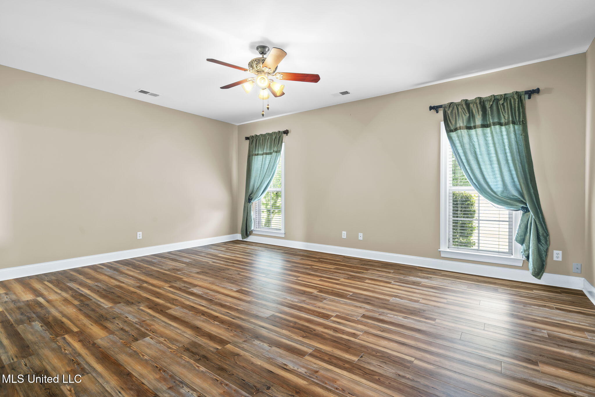 10080 Green Forest Drive