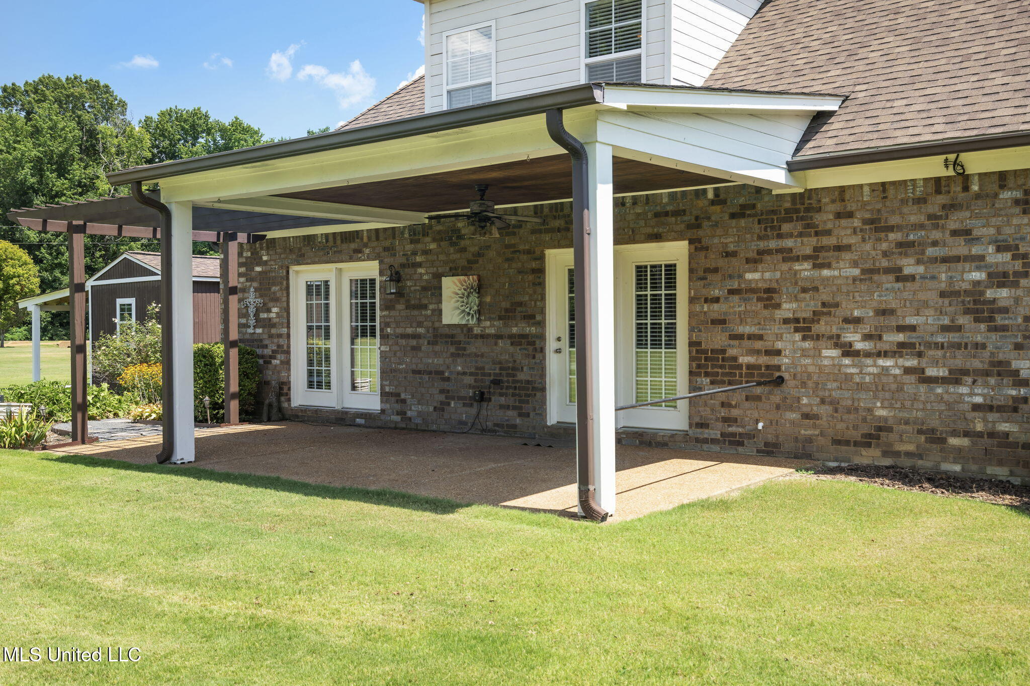10080 Green Forest Drive