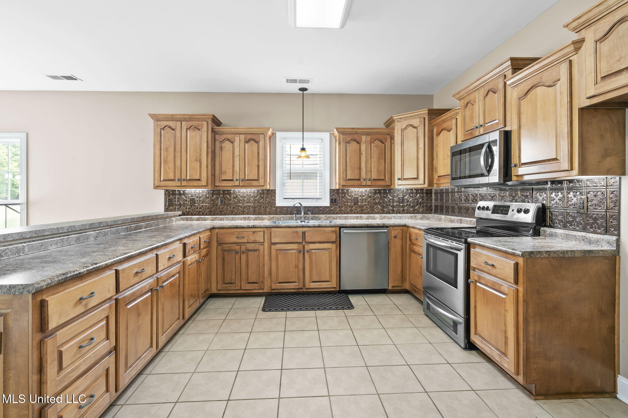 10080 Green Forest Drive