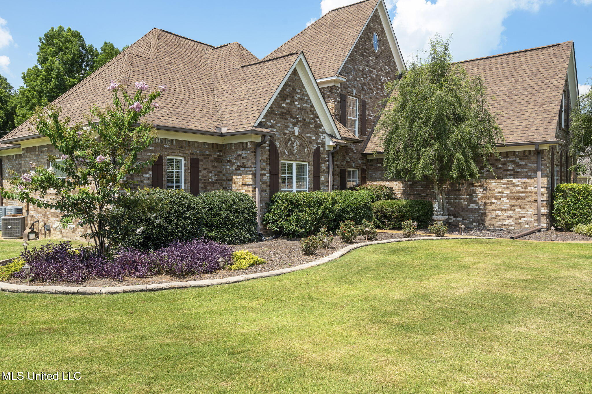 10080 Green Forest Drive