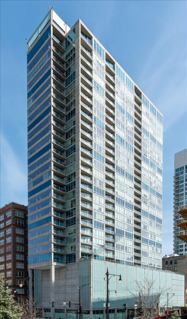 611 S Wells Street Unit: 2709