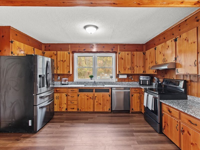 47 Salmon Brook Street