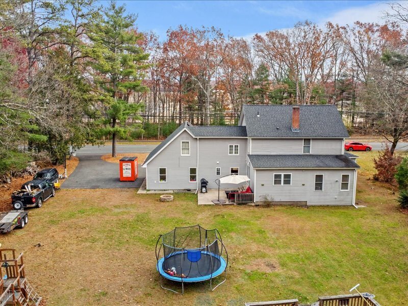 47 Salmon Brook Street