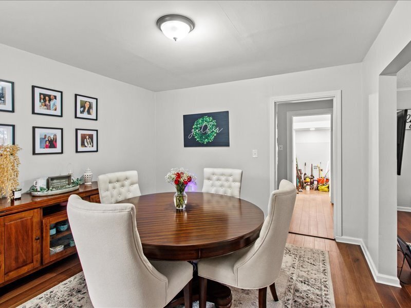 47 Salmon Brook Street