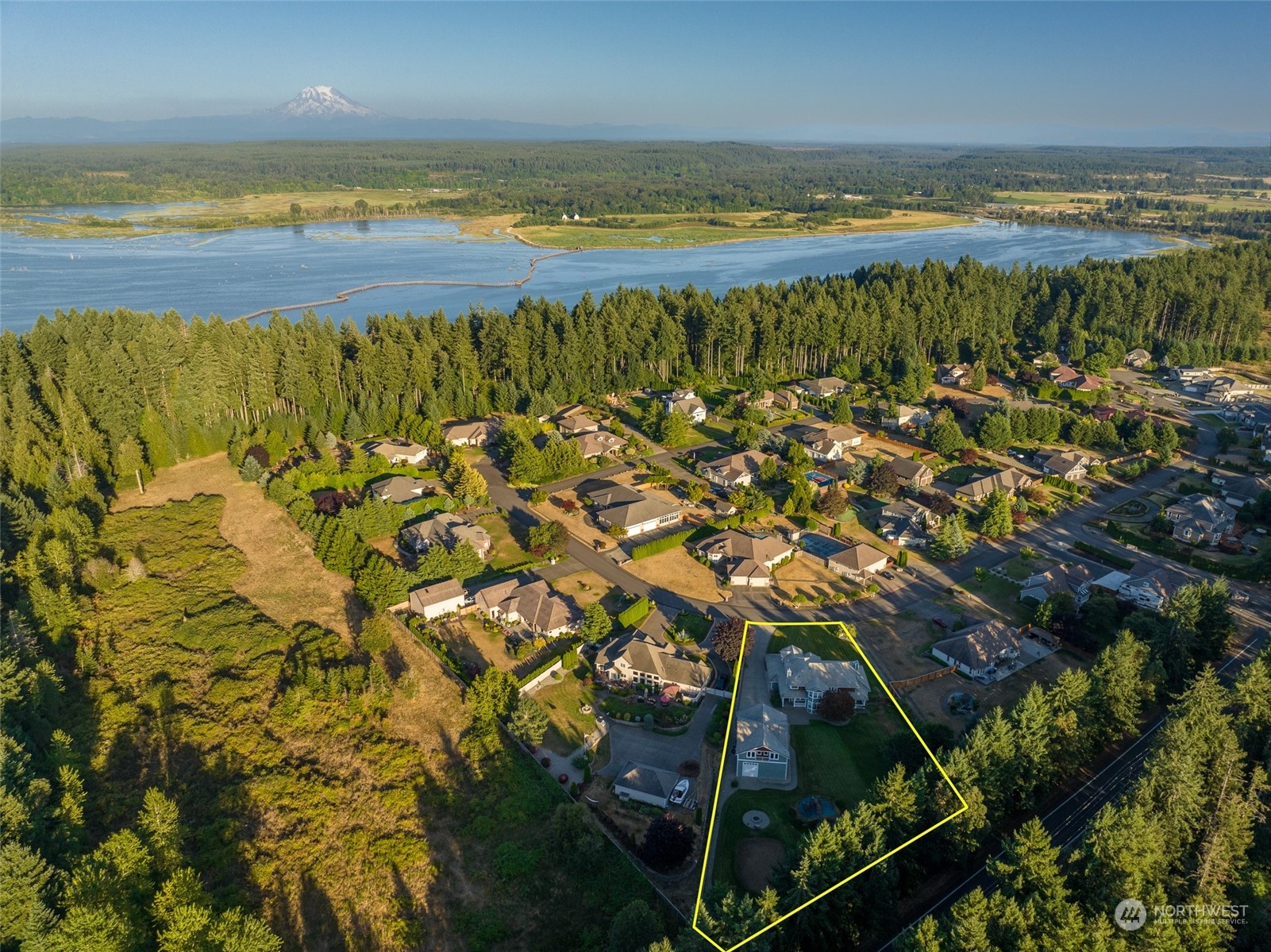 9509 39th Loop NE