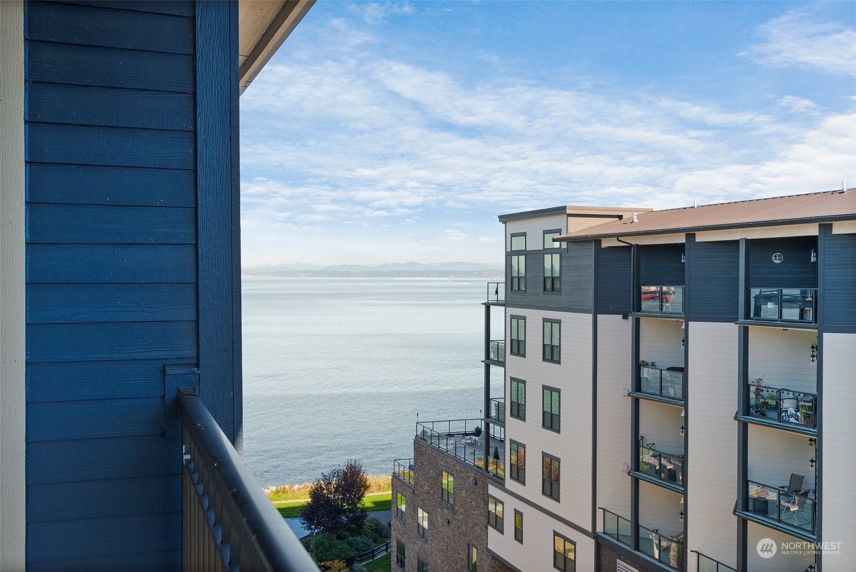 4961 Main Street Unit: 821