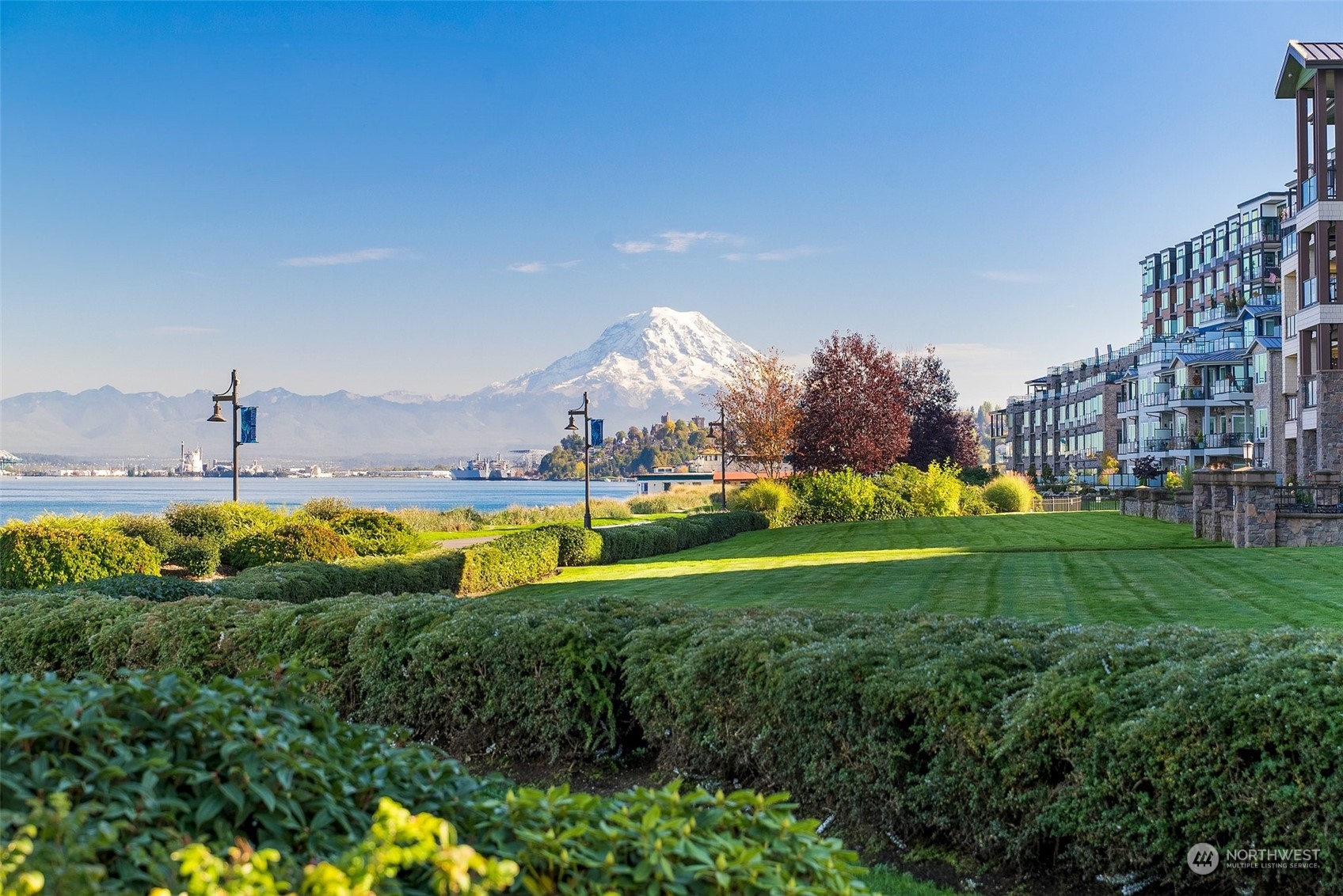 4961 Main Street Unit: 821