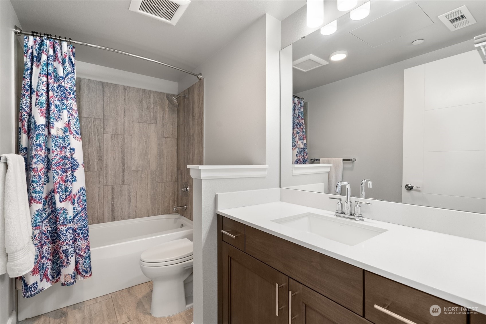 4961 Main Street Unit: 821