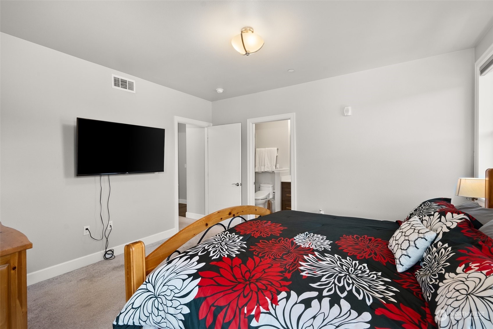 4961 Main Street Unit: 821
