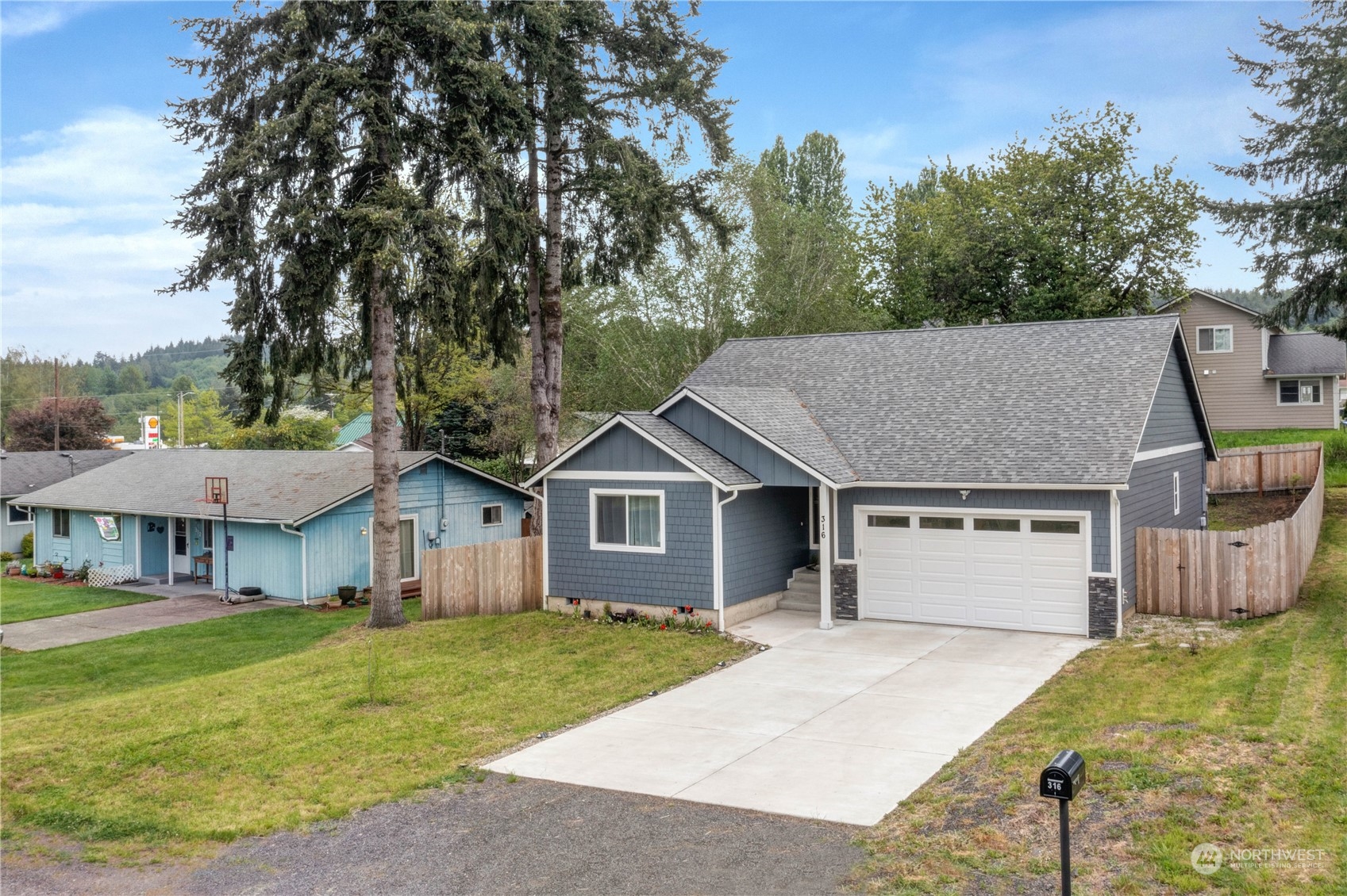 316 S 4th Street