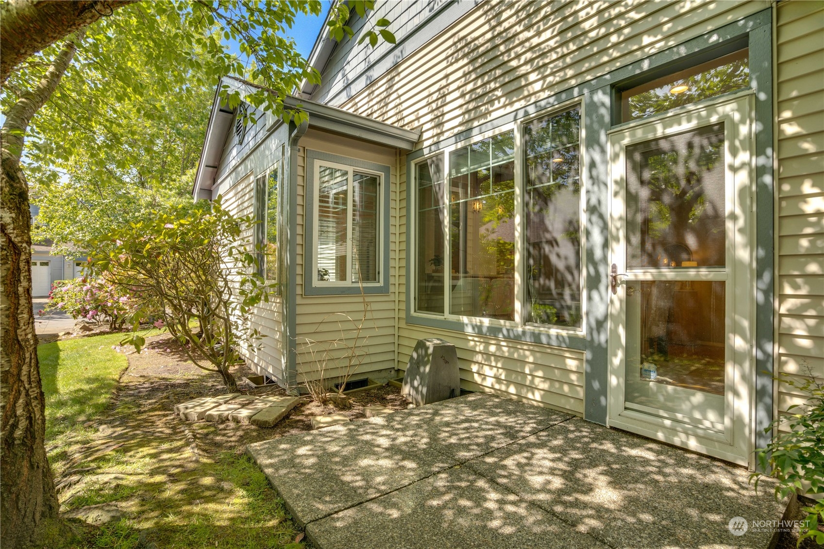 4534 NE 6th Court