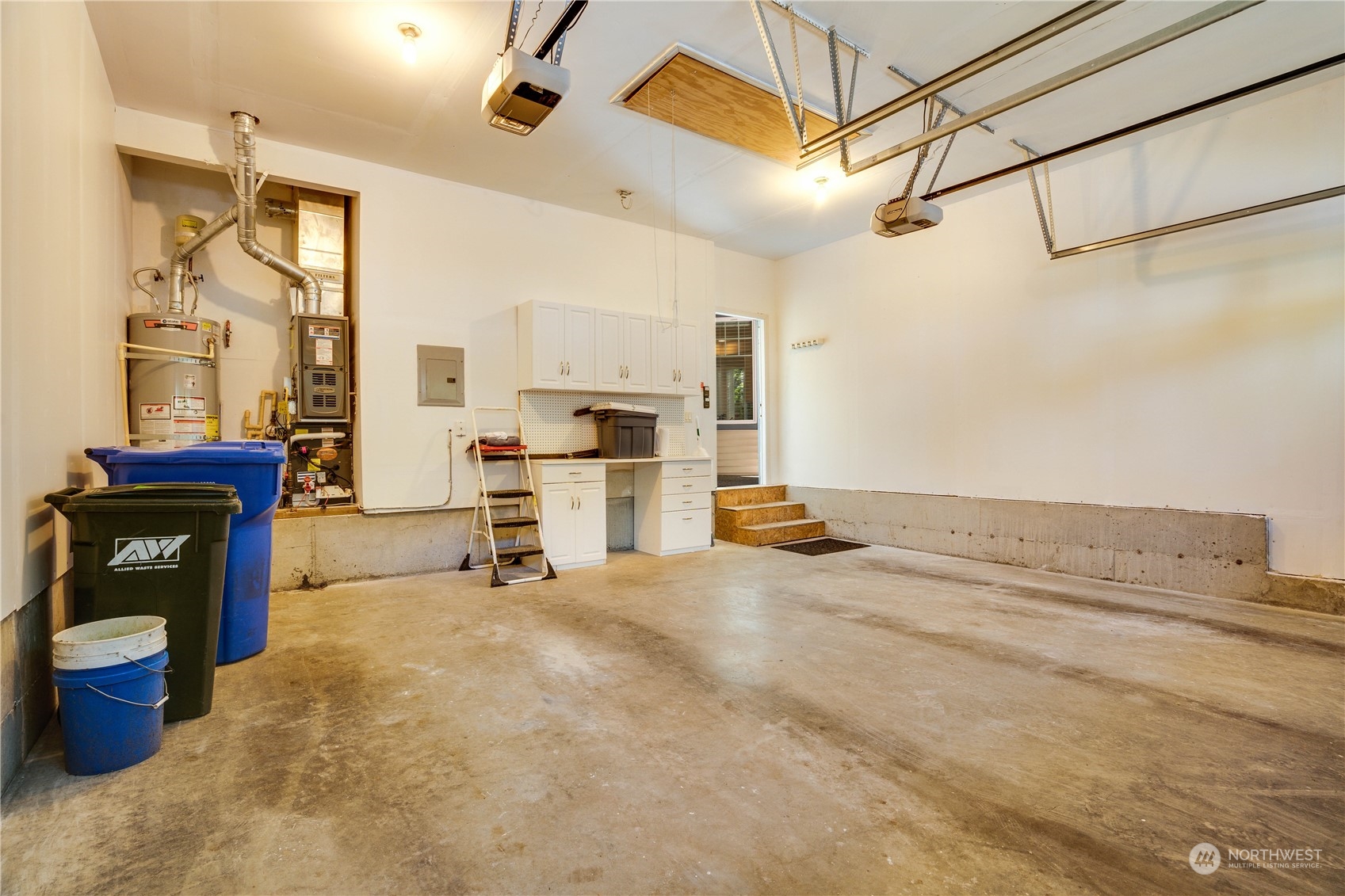 4534 NE 6th Court
