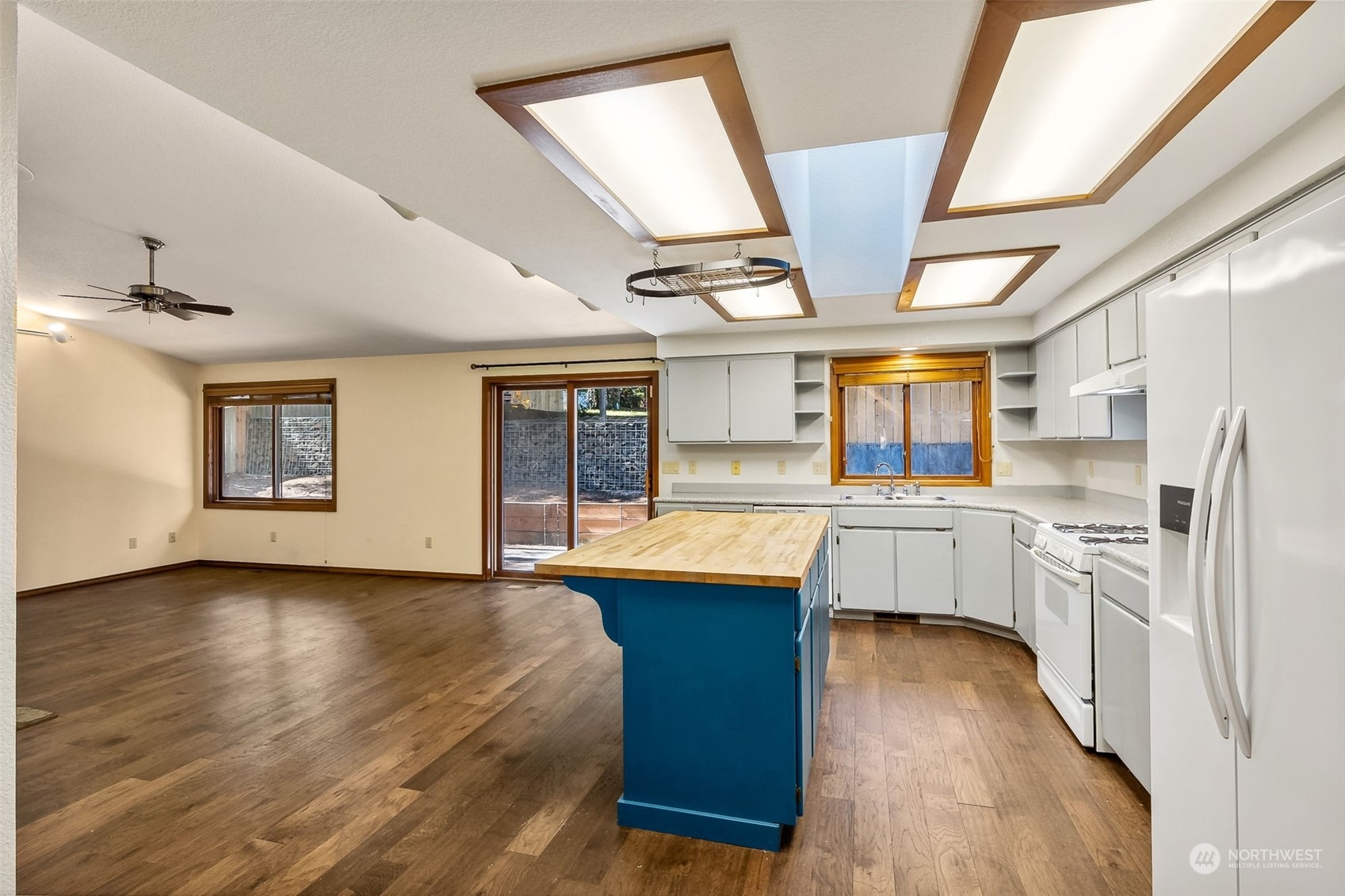 1141 Mountain-Aire Drive SE