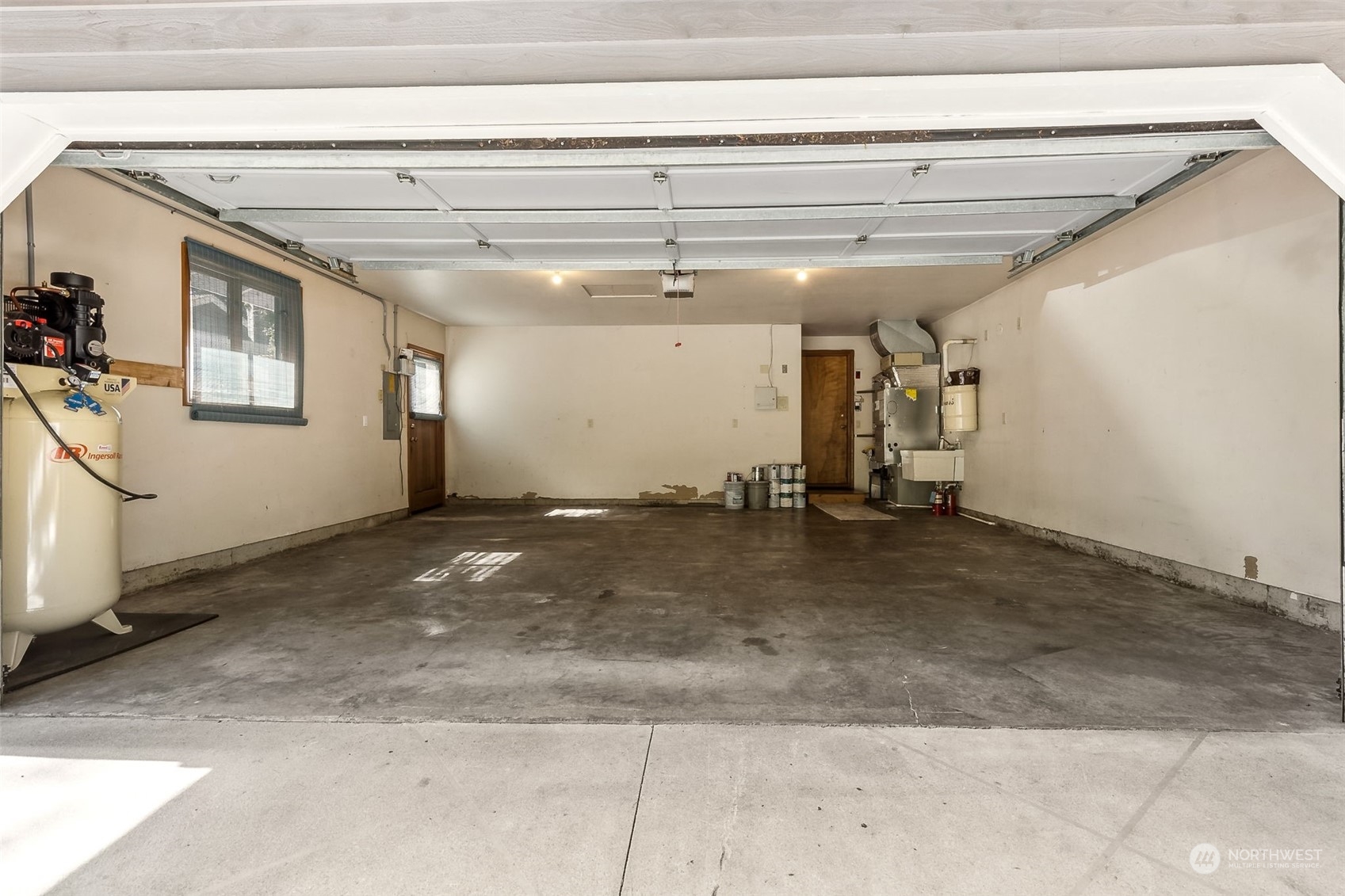 1141 Mountain-Aire Drive SE
