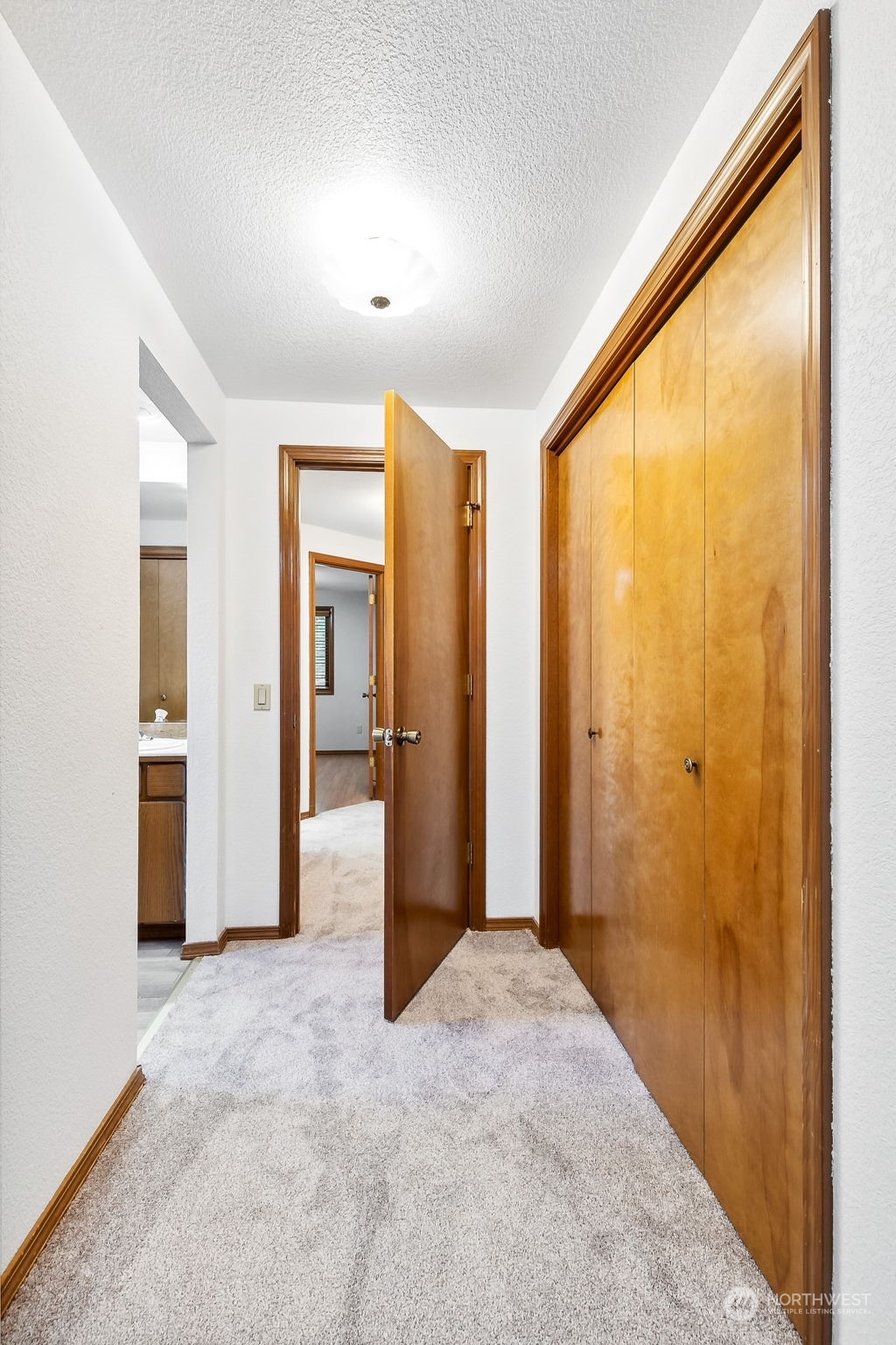 1141 Mountain-Aire Drive SE