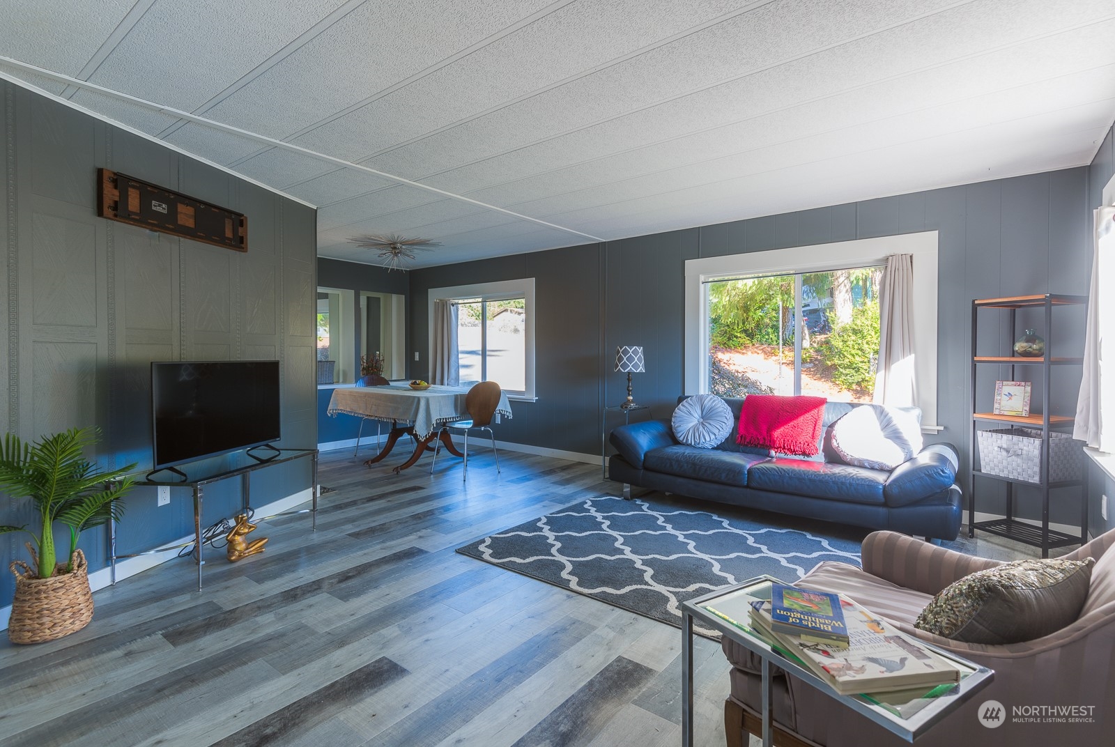 18 Kingsway W
