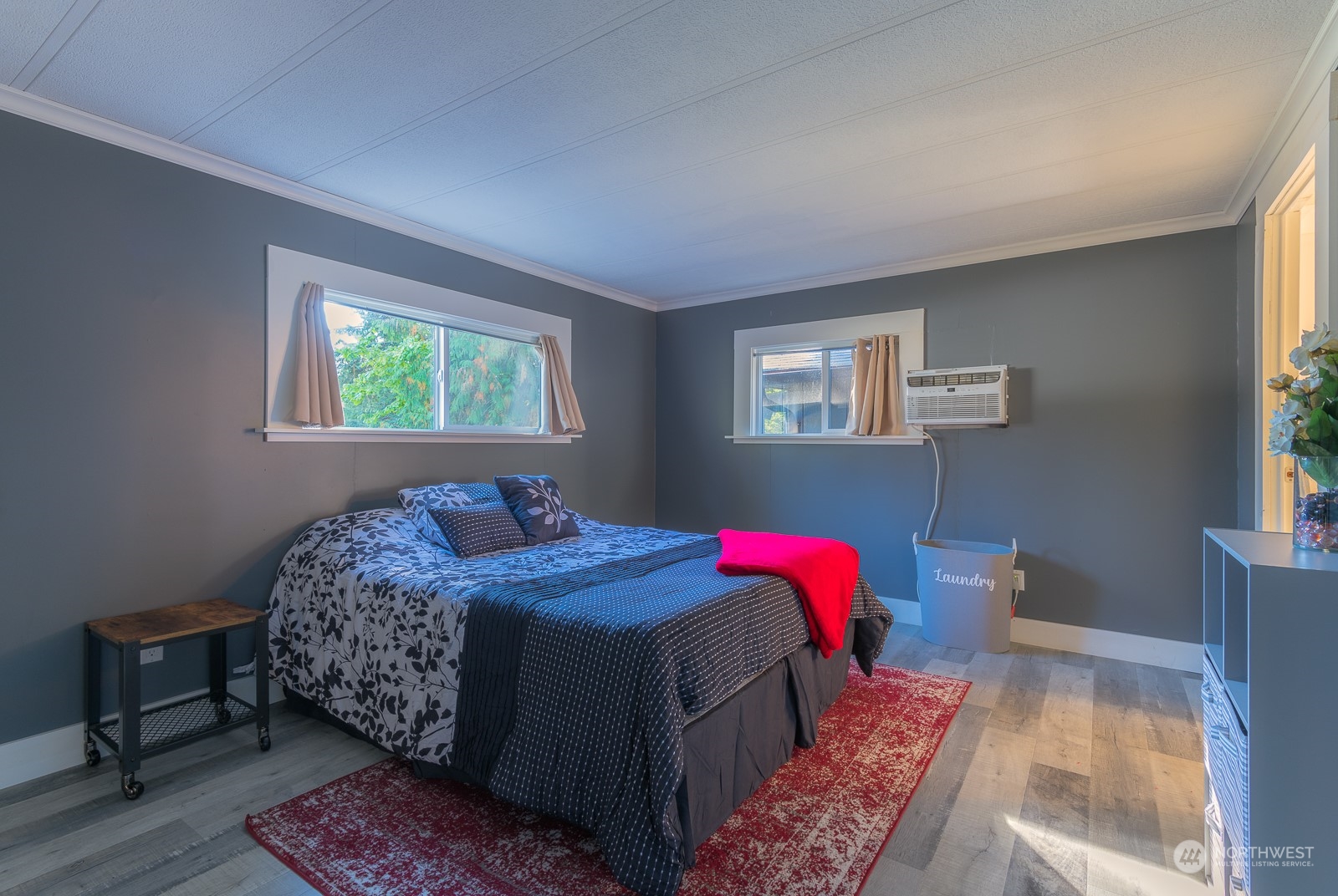 18 Kingsway W