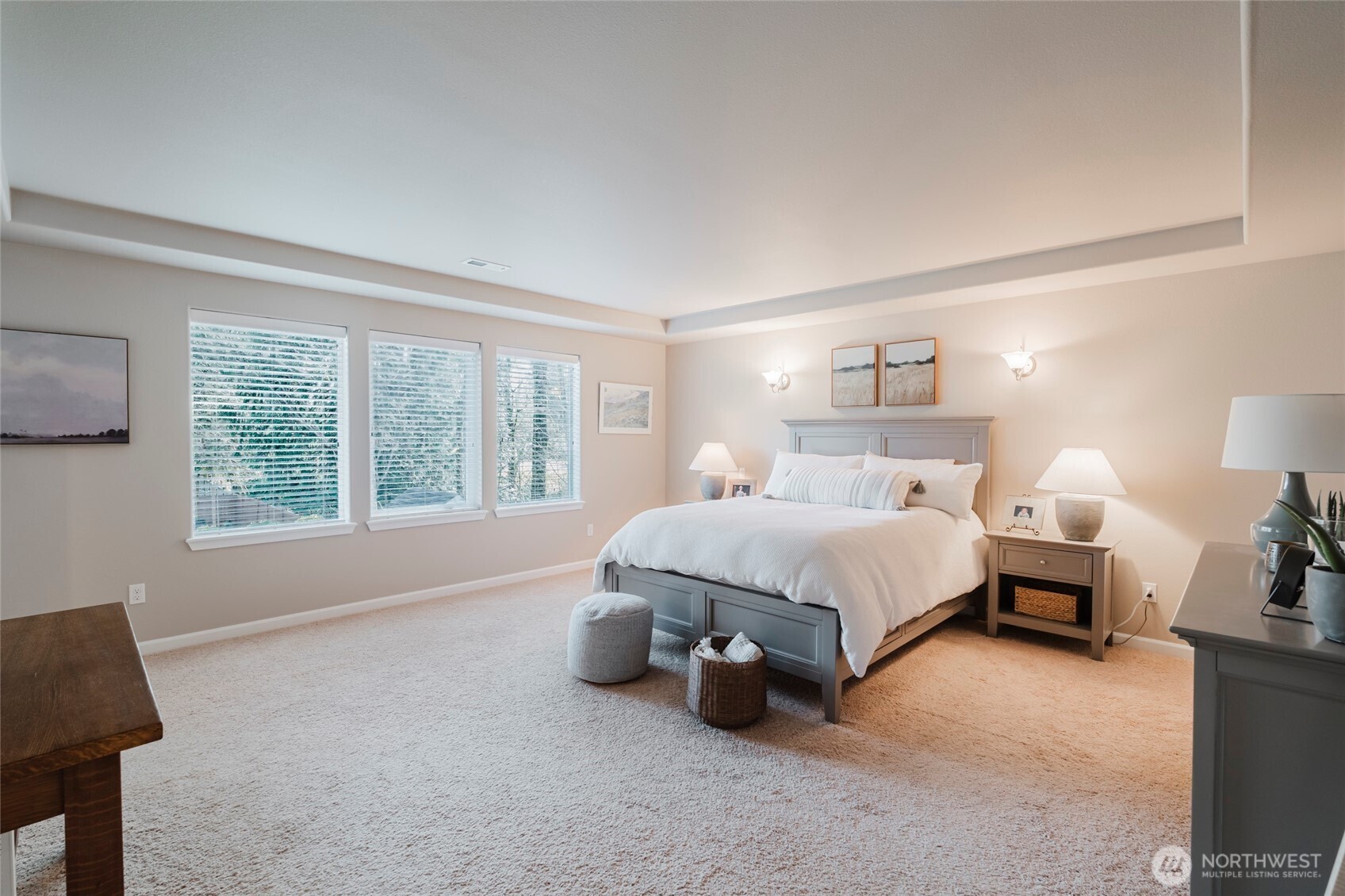 3822 Kingsbury Lane SE