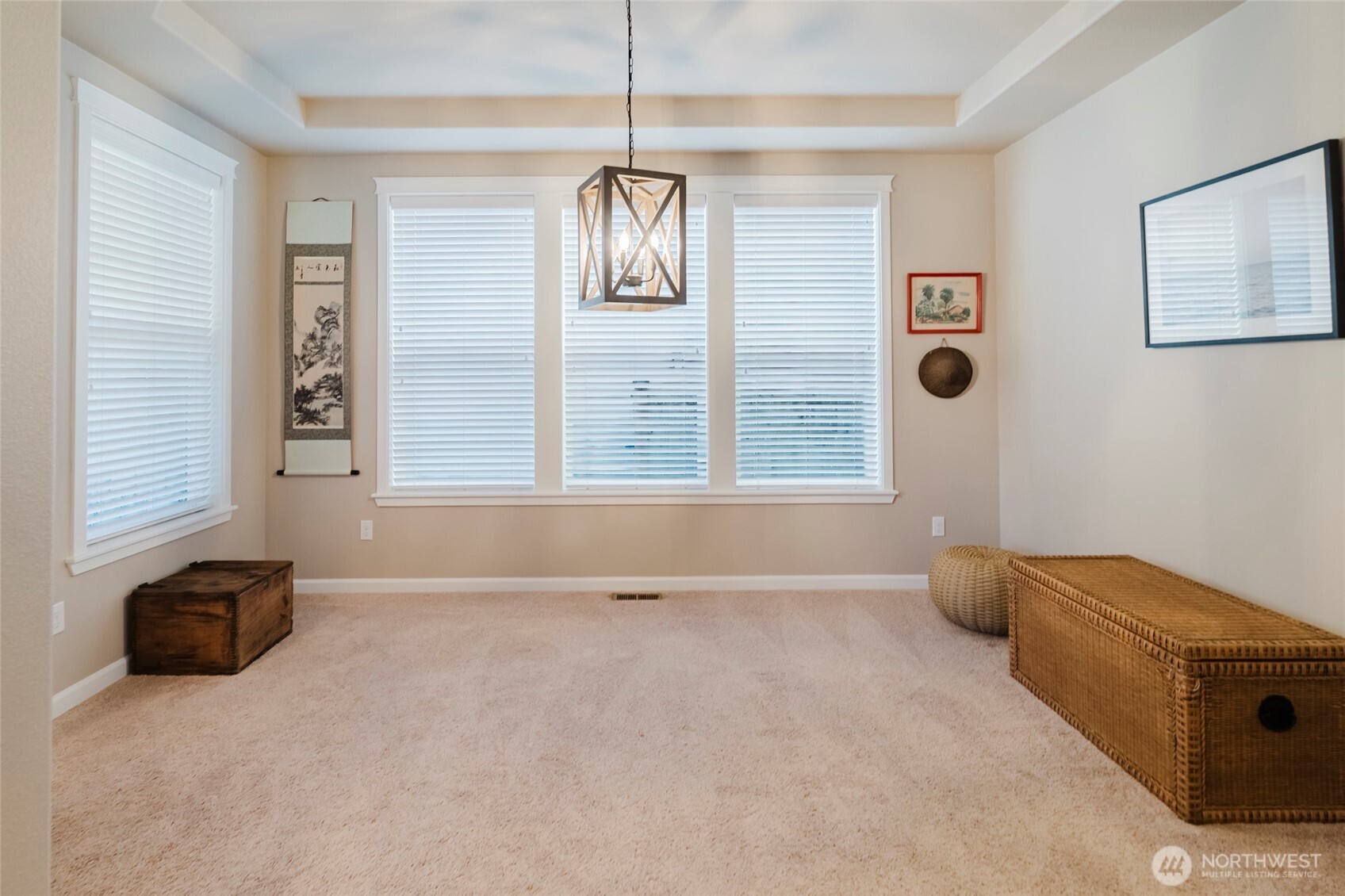 3822 Kingsbury Lane SE