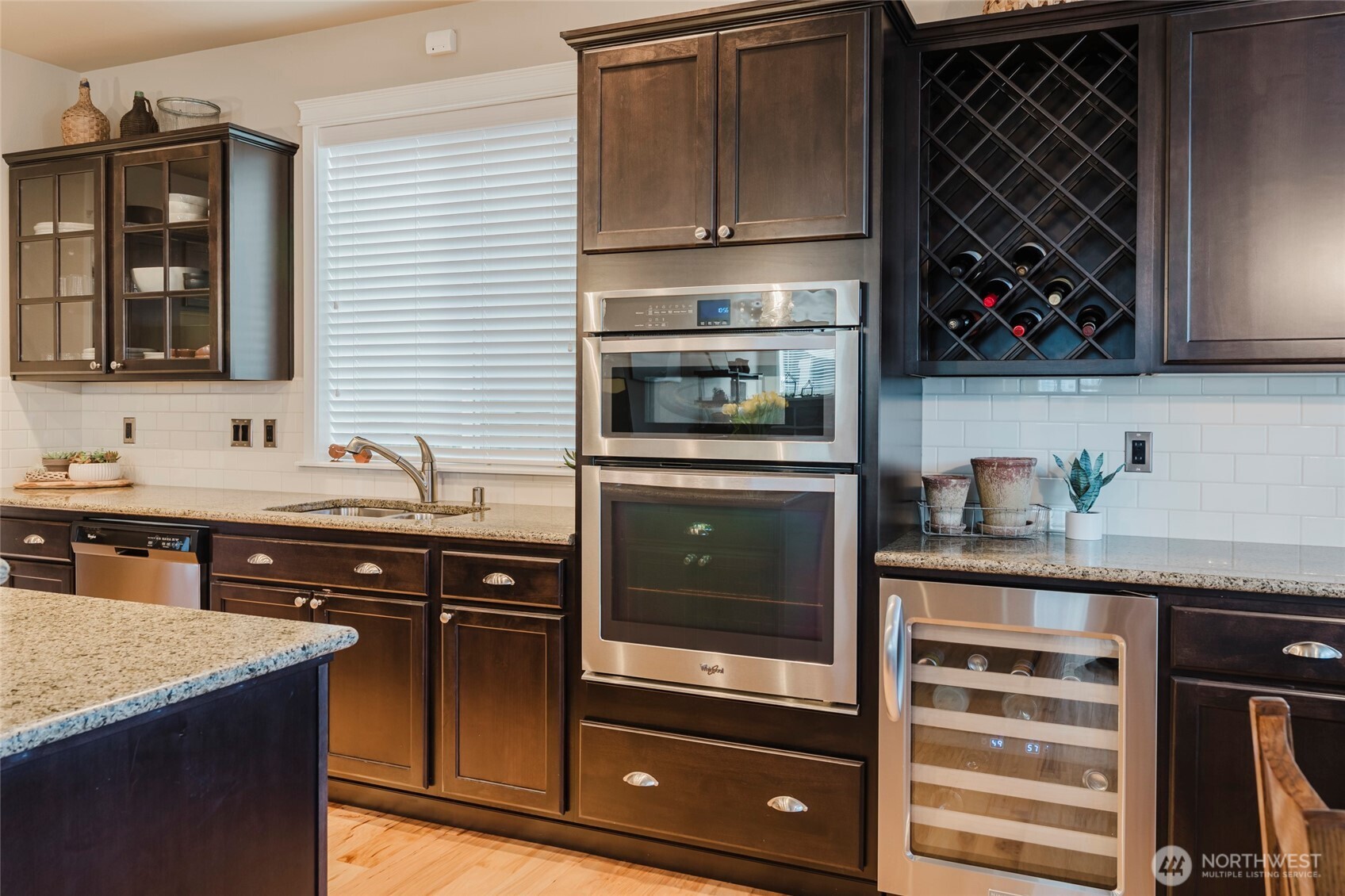 3822 Kingsbury Lane SE