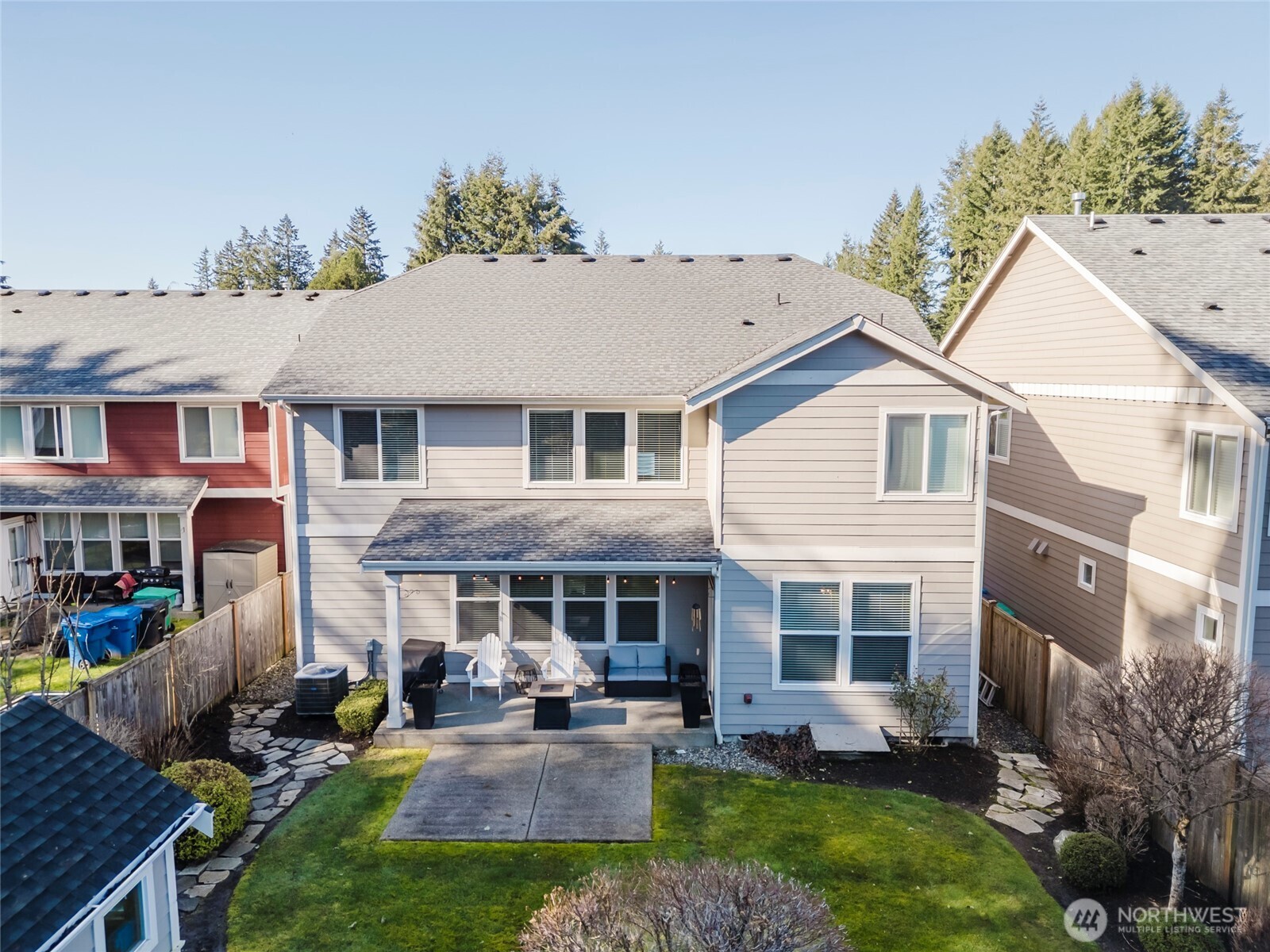 3822 Kingsbury Lane SE