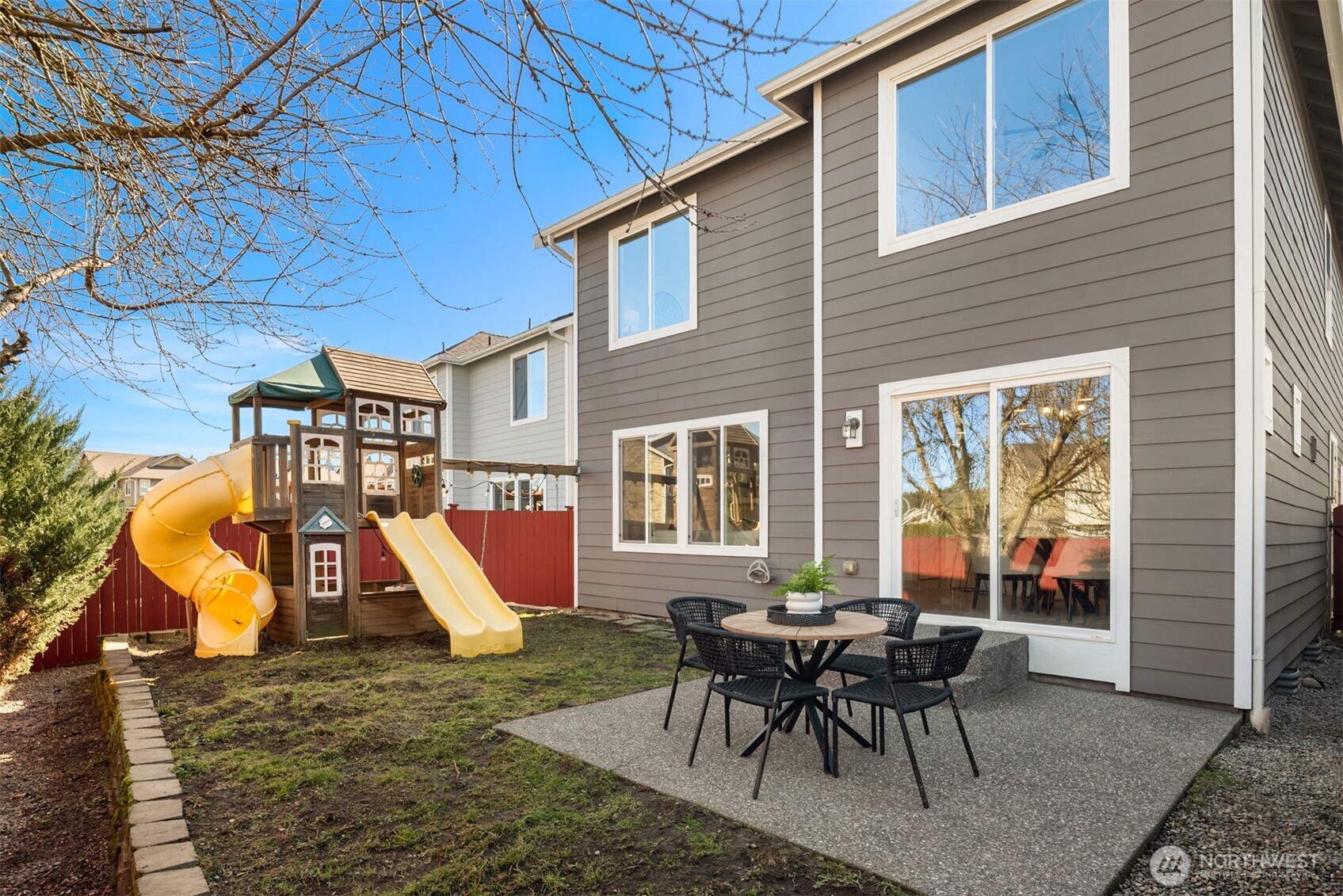11415 186th Street E