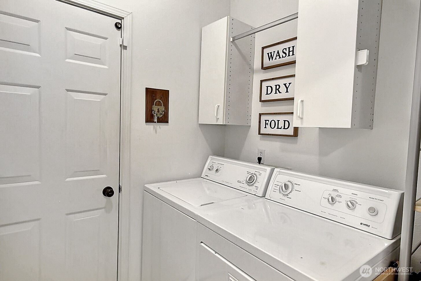 4714 Fairwood Boulevard NE Unit: 605