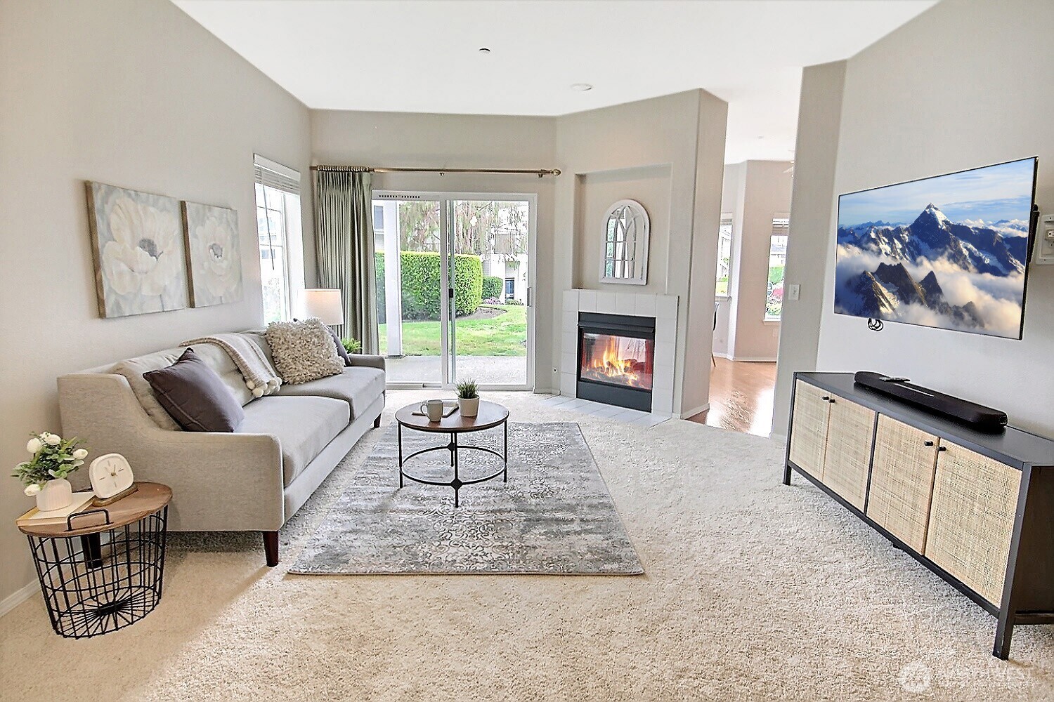 4714 Fairwood Boulevard NE Unit: 605