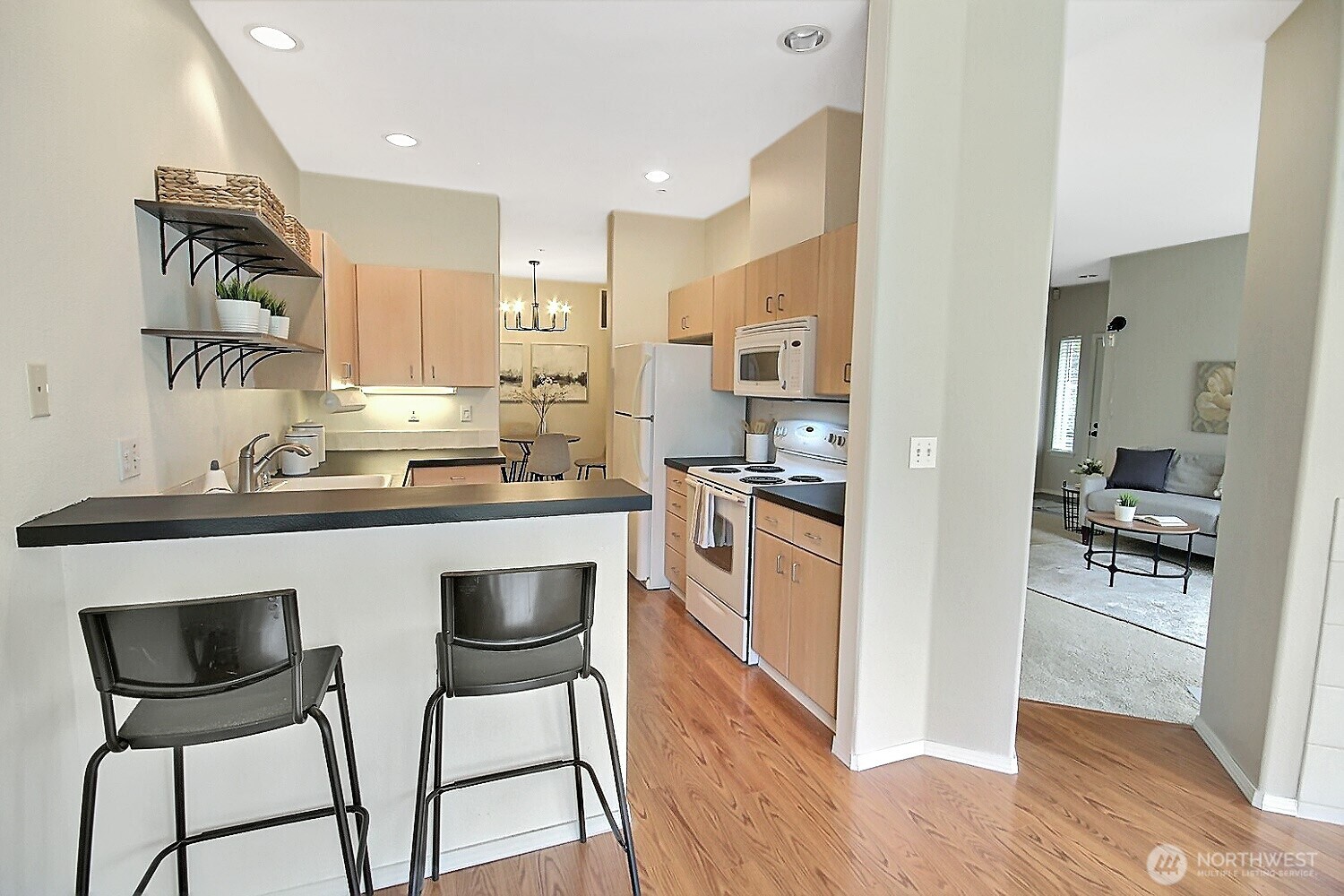 4714 Fairwood Boulevard NE Unit: 605